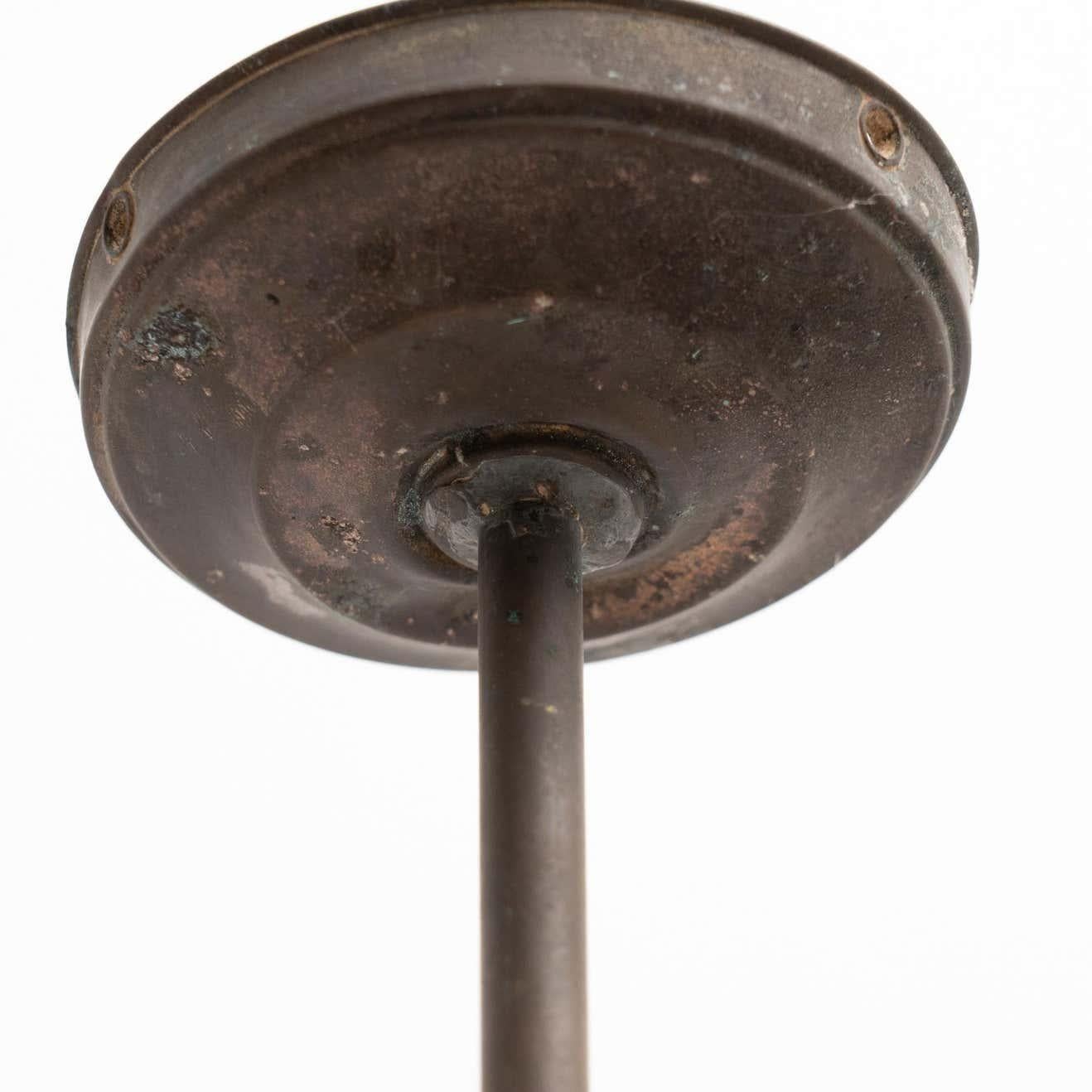 Lampada da soffitto Art Deco francese d'epoca in metallo e vetro, circa 1930 in vendita 4