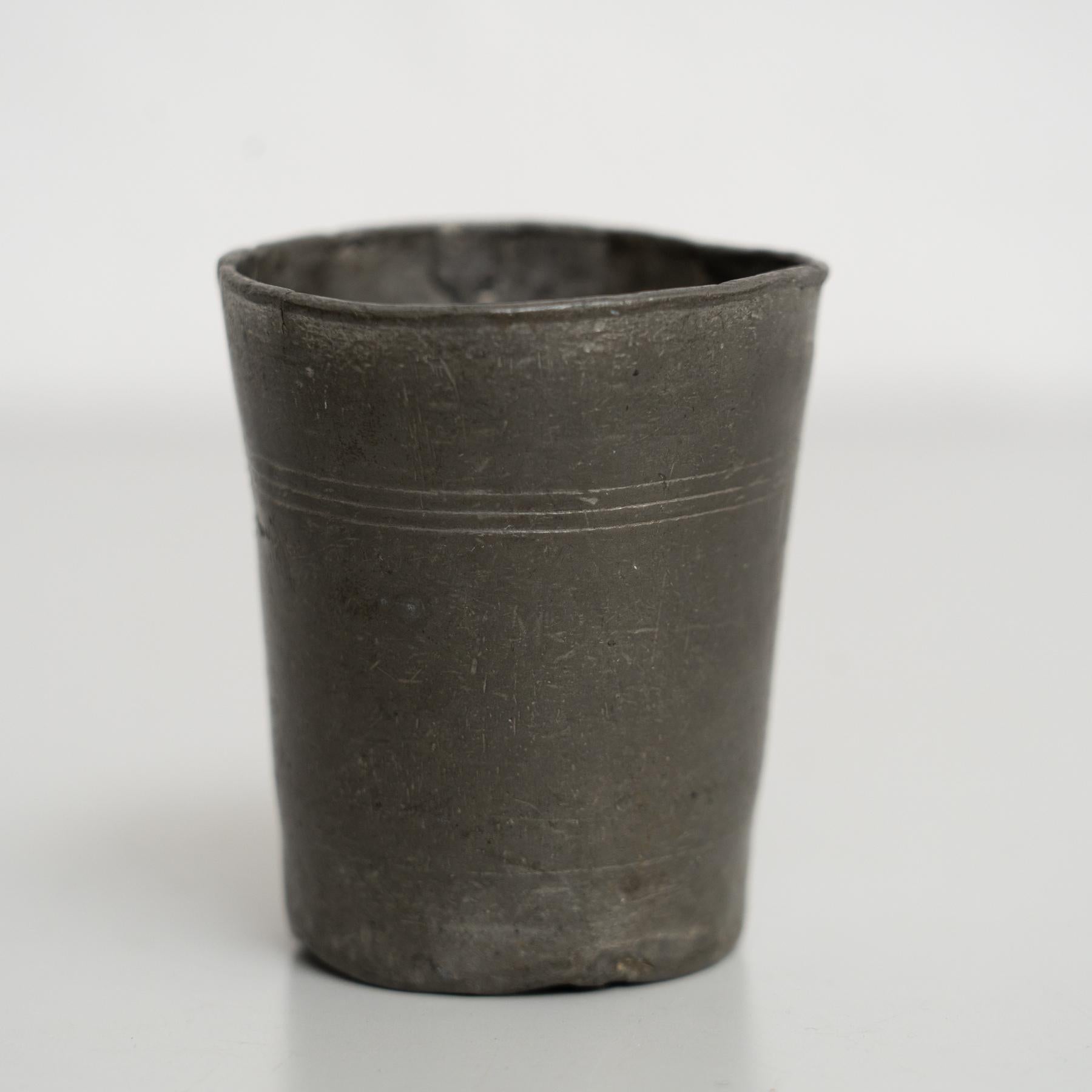 Juego francés vintage de vaso y taza de metal - Circa 1940 9