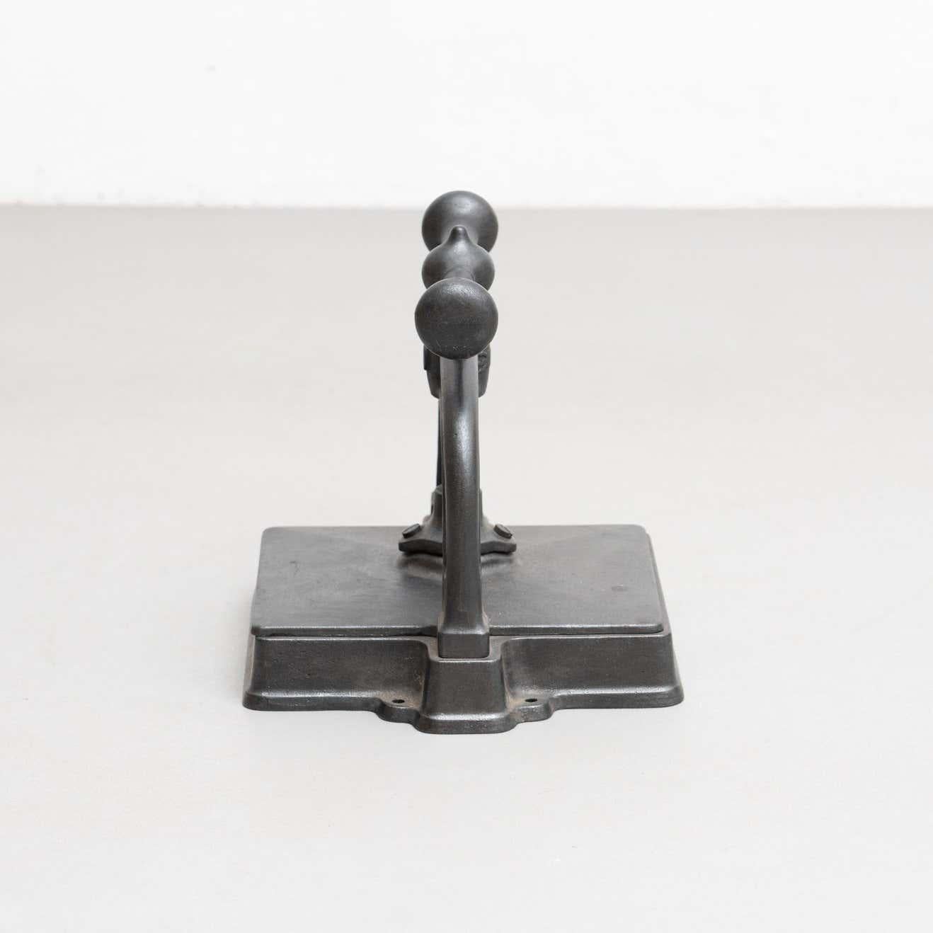 Metallo Pressa da stampa francese in metallo vintage, circa 1930 in vendita