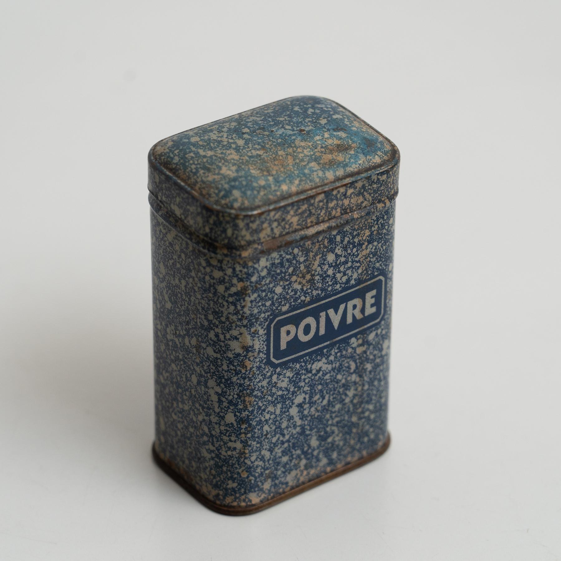 Vintage French Metal Pot Set – Early 20th Century Coffee, Pepper, Sugar Storage For Sale 11