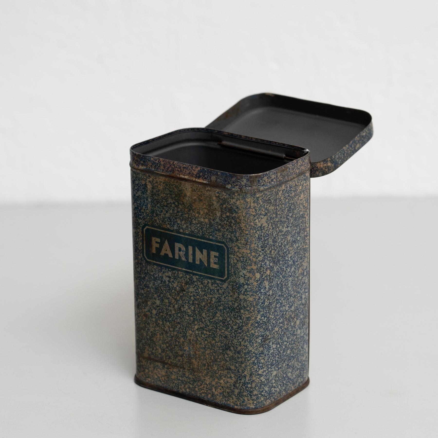 Vintage French Metal Pot Set – Early 20th Century Coffee, Pepper, Sugar Storage For Sale 12