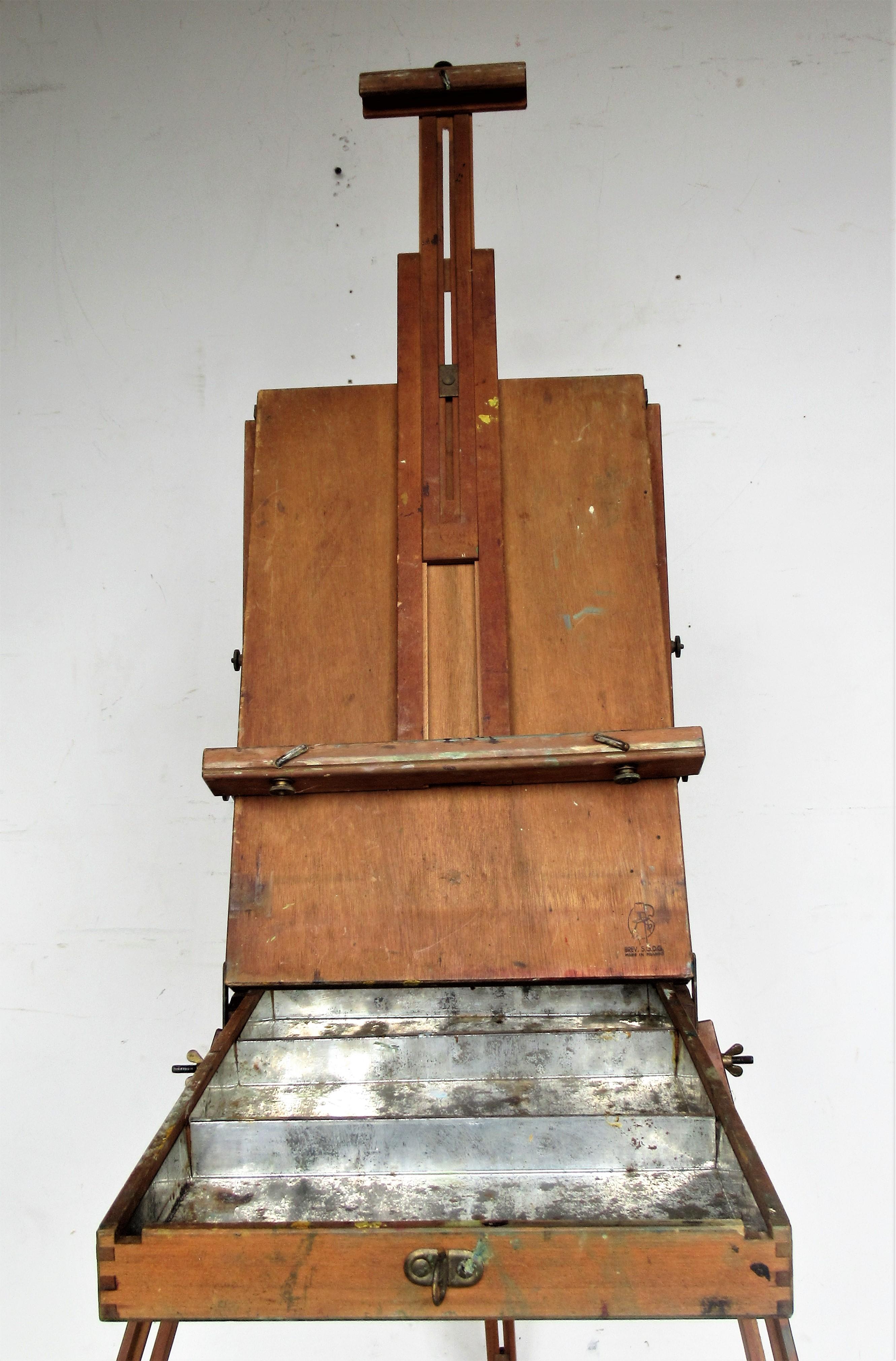 Vintage French Metamorphic Traveling Painters Box Easel In Good Condition In Rochester, NY