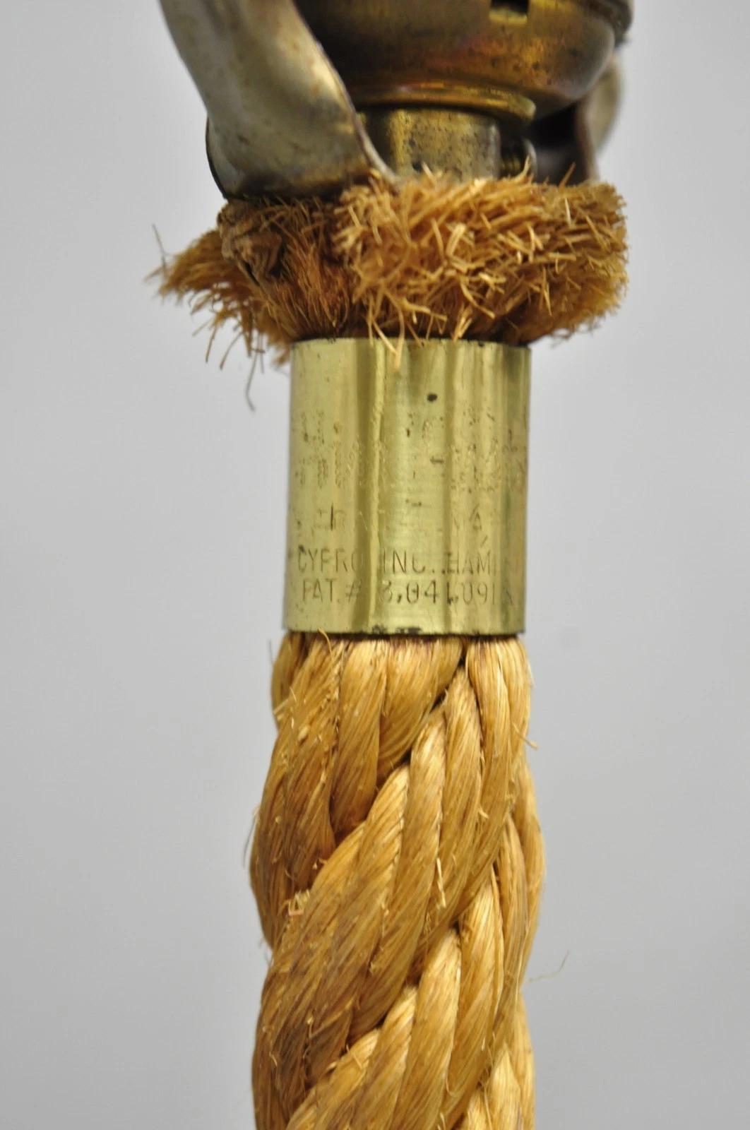 Lámpara de pie vintage francesa de mediados del siglo XX Audoux Minet Style Coil Lasso Rope en venta 3