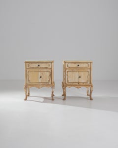 Paire de tables de chevet en verre de lait vintage français