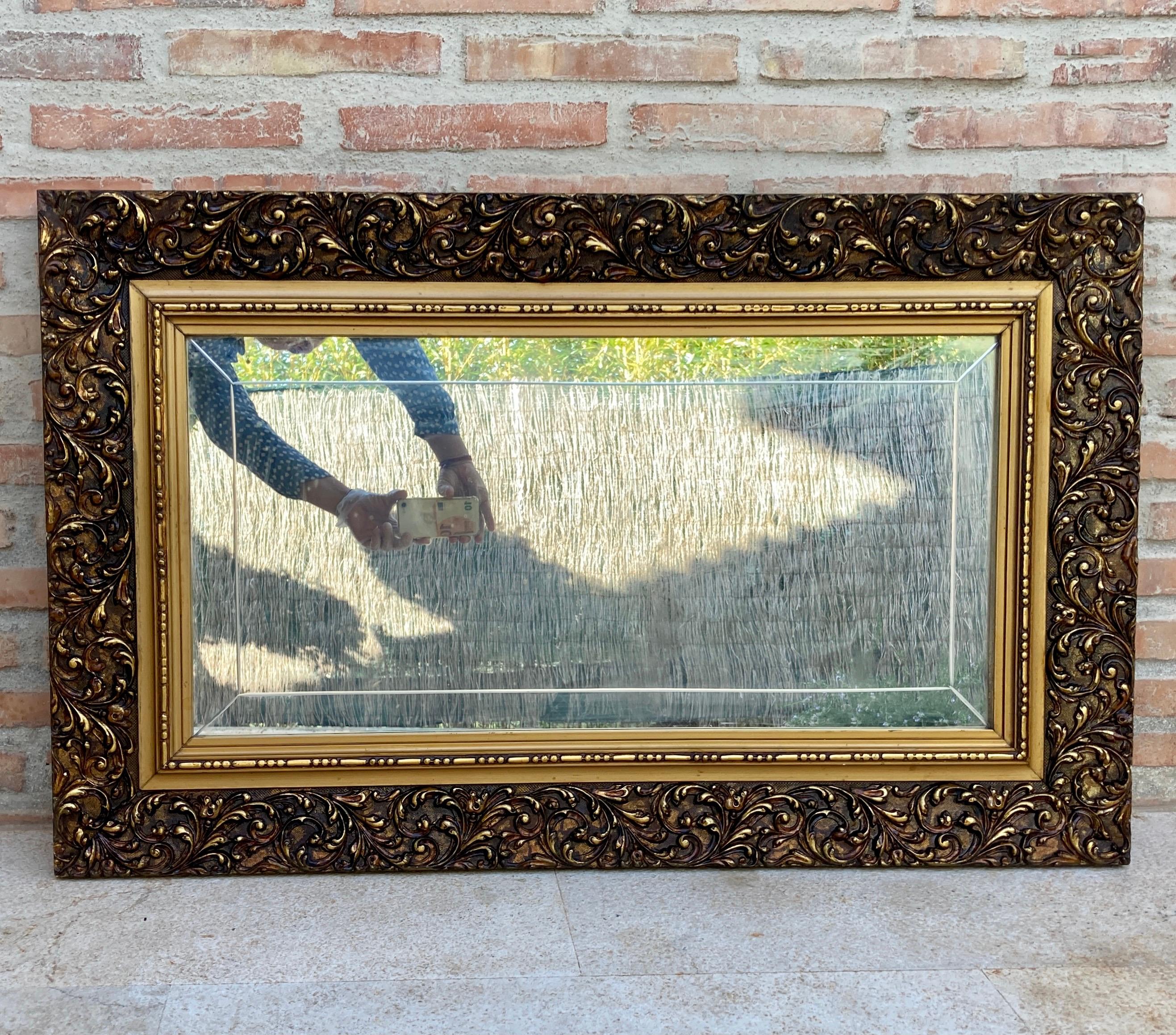 Vintage French Mirror with Gold Frame In Good Condition For Sale In Miami, FL