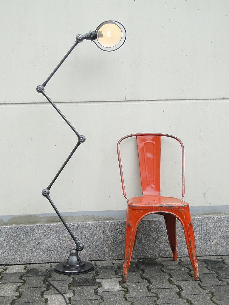 Jean Louis Domecq Jielde Vintage French Modernist Industrial 4 Arms  Floor Lamp  In Good Condition For Sale In Lège Cap Ferret, FR