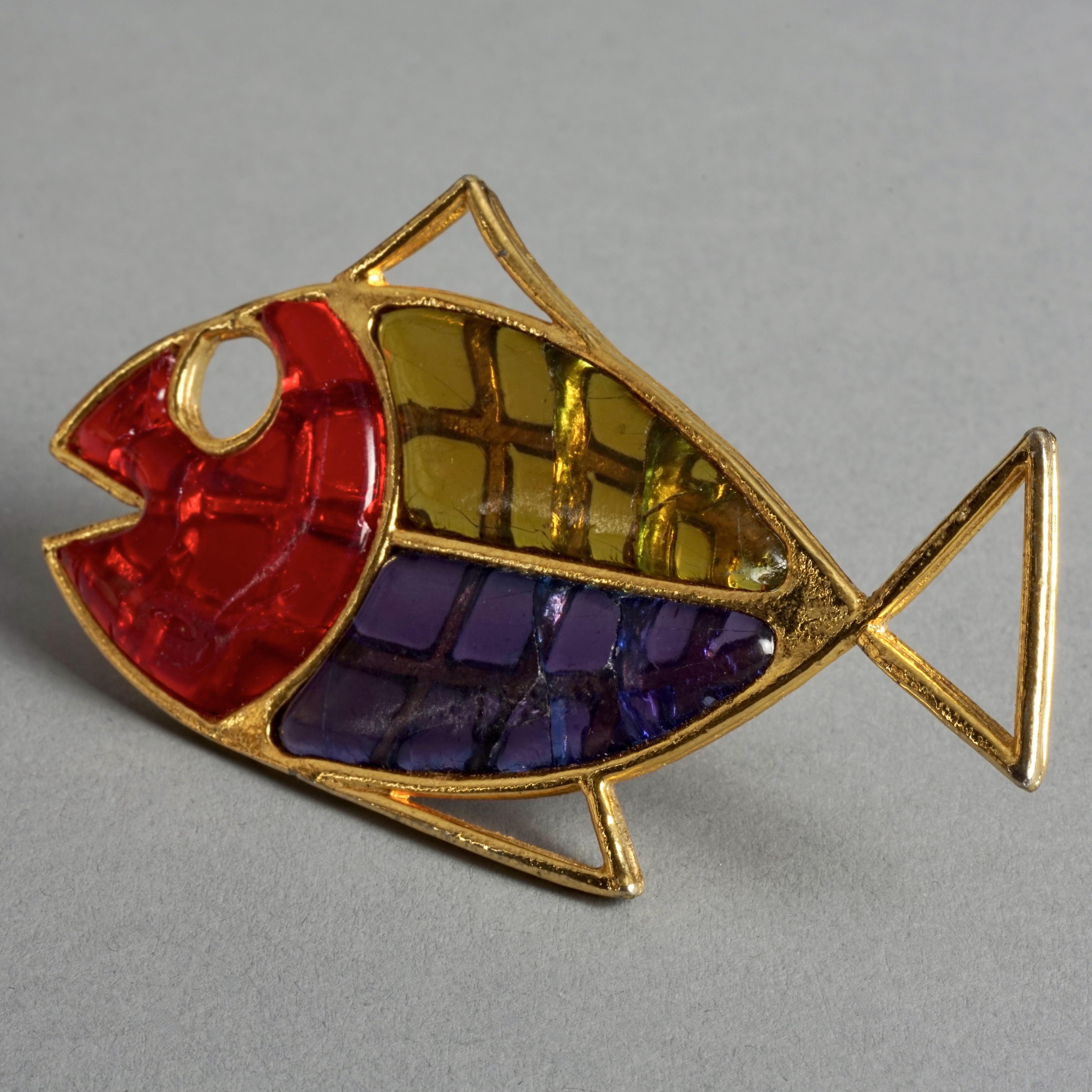 Women's Vintage French Multicolour Fish Resin Brooch For Sale