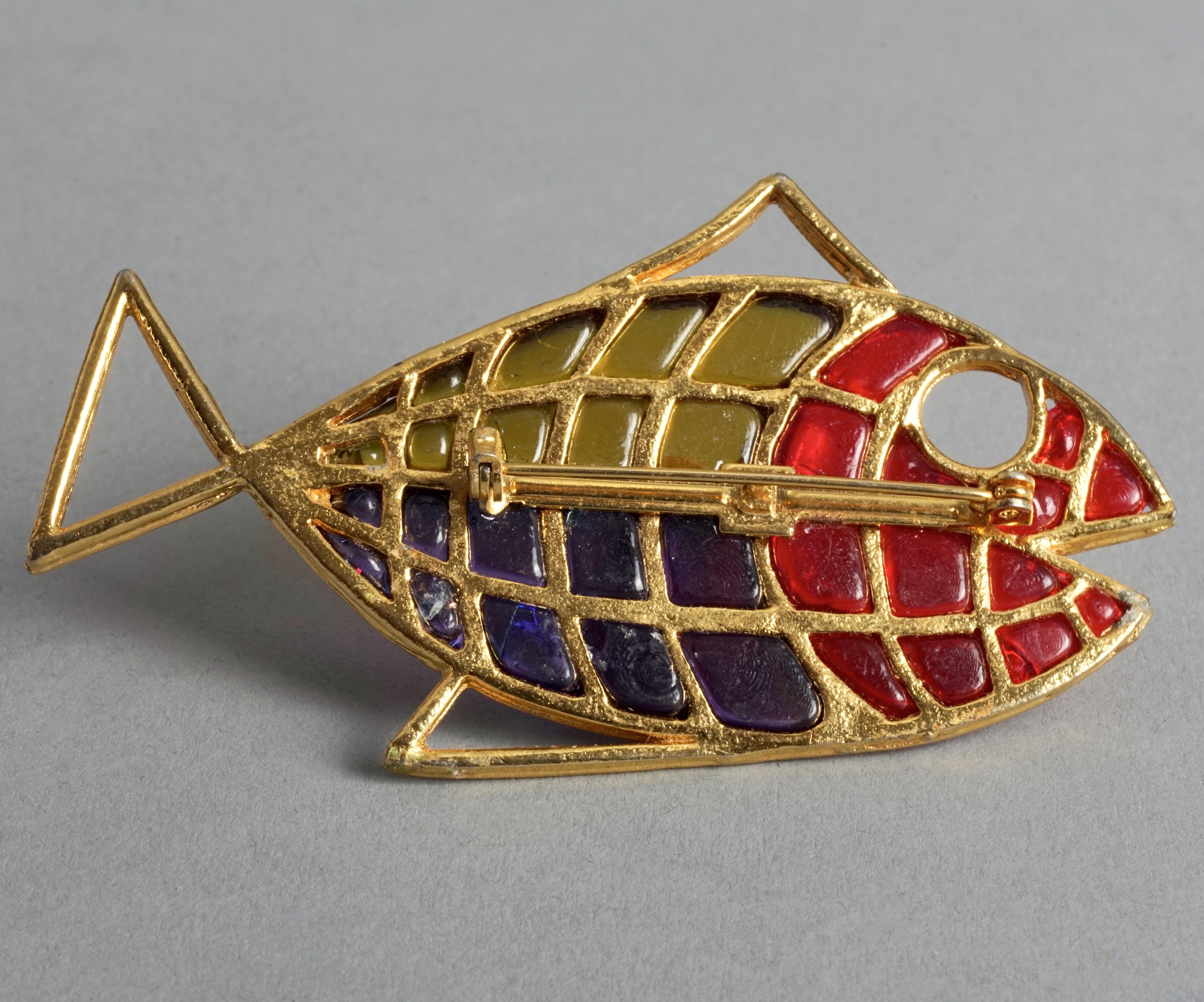 Vintage French Multicolour Fish Resin Brooch For Sale 3
