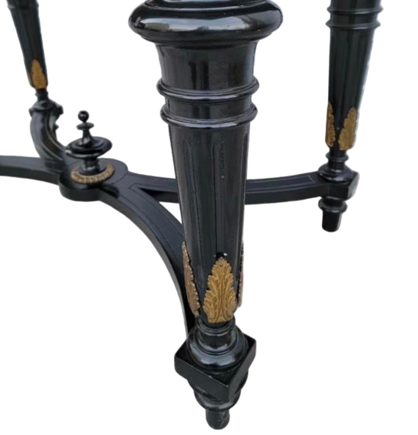Vintage French Napoleon III Style Ebonized Lacquered Bonheur Du Jour Desk In Good Condition For Sale In Chicago, IL