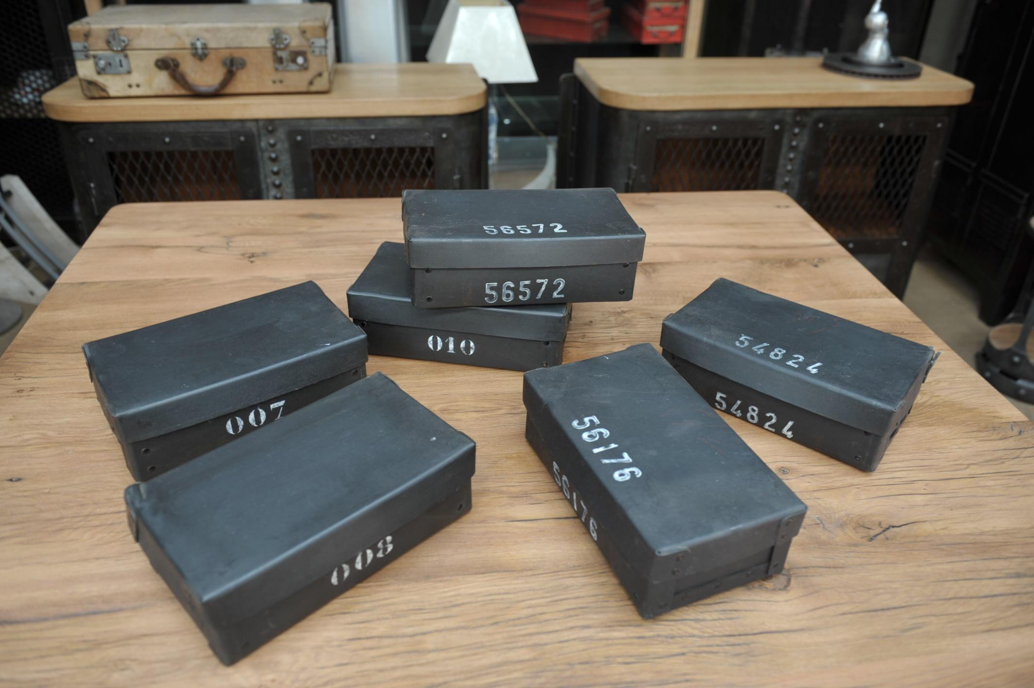 Vintage French National Bank Black Gold Bar Boxes, circa 1940 For Sale 2