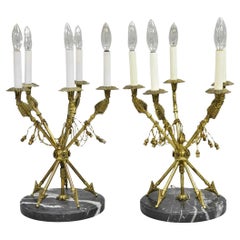Paire de chandeliers de table en laiton "Arrow" d'époque néoclassique française