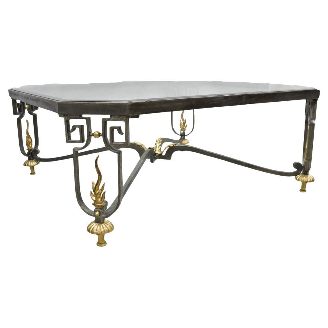 Table basse "flamme" en fer forgé et verre de style néoclassique français vintage