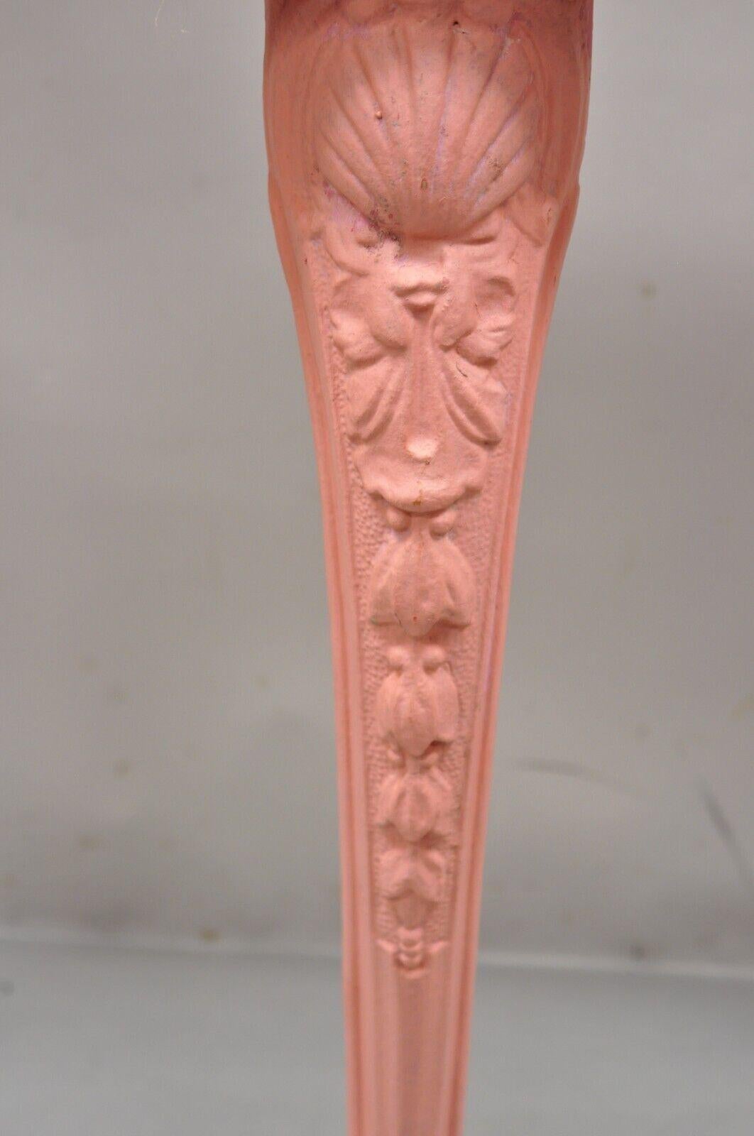 Französischer Demilune-Konsolentisch im neoklassischen Stil aus Aluminiumguss in Rosa im Angebot 2