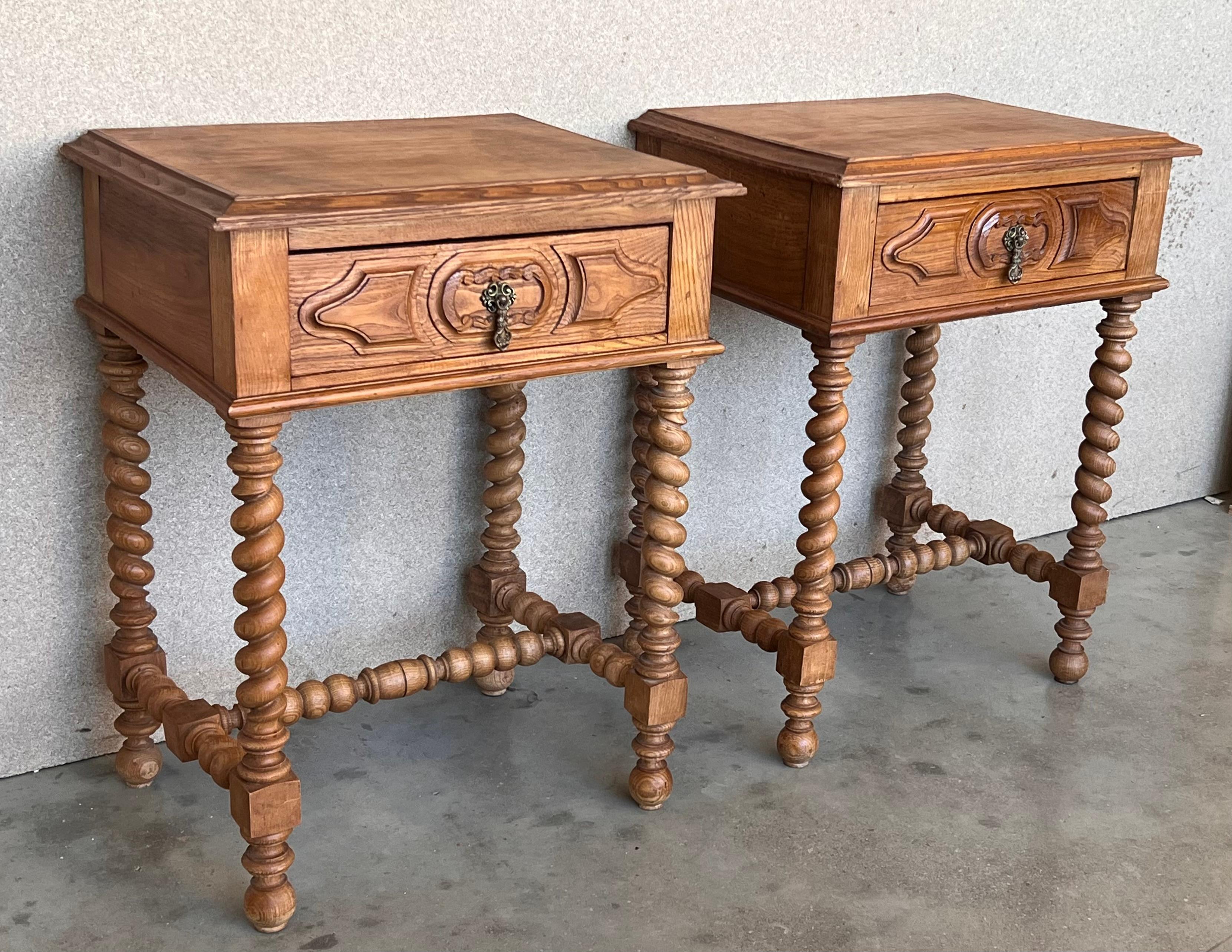 Spanish Colonial Vintage French Nightstands in Solid Carved Oak with Turned Columns, Set of 2