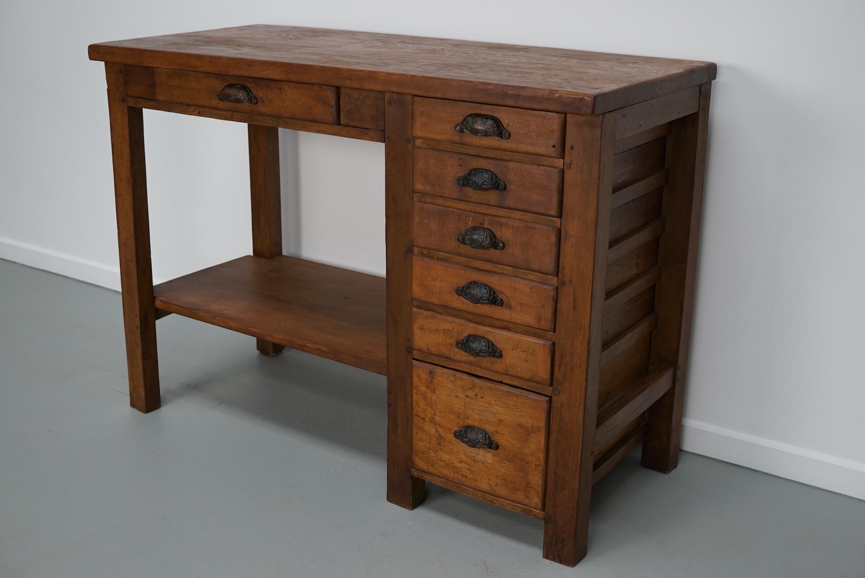 Banco da lavoro francese d'epoca in Oak e Beeche per gioiellieri/orologiai, anni '30 in vendita 4