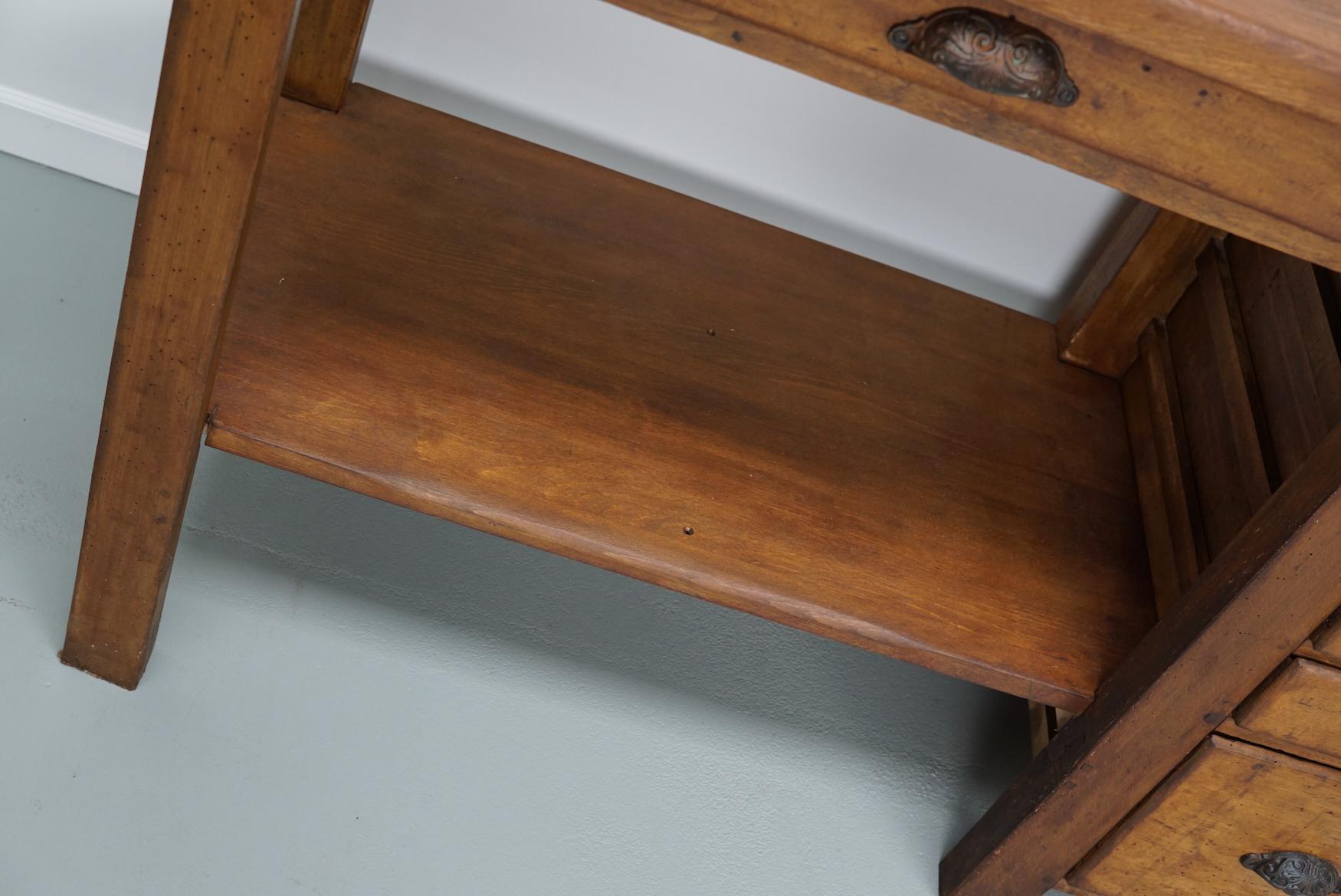 Banco da lavoro francese d'epoca in Oak e Beeche per gioiellieri/orologiai, anni '30 In condizioni buone in vendita a Nijmegen, NL