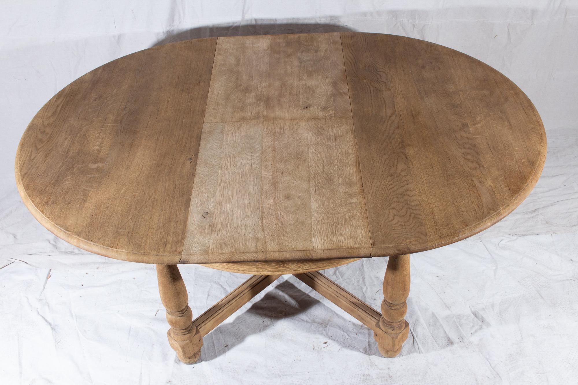 Vintage French Oak Butterfly Leaf Table 5