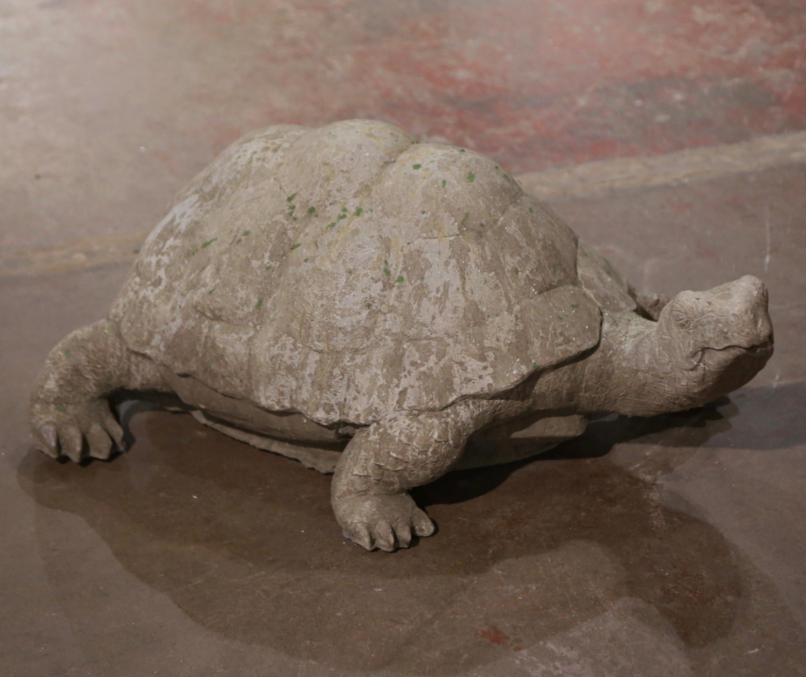 Vintage French Outdoor Weathered Stone Turtle In Excellent Condition For Sale In Dallas, TX