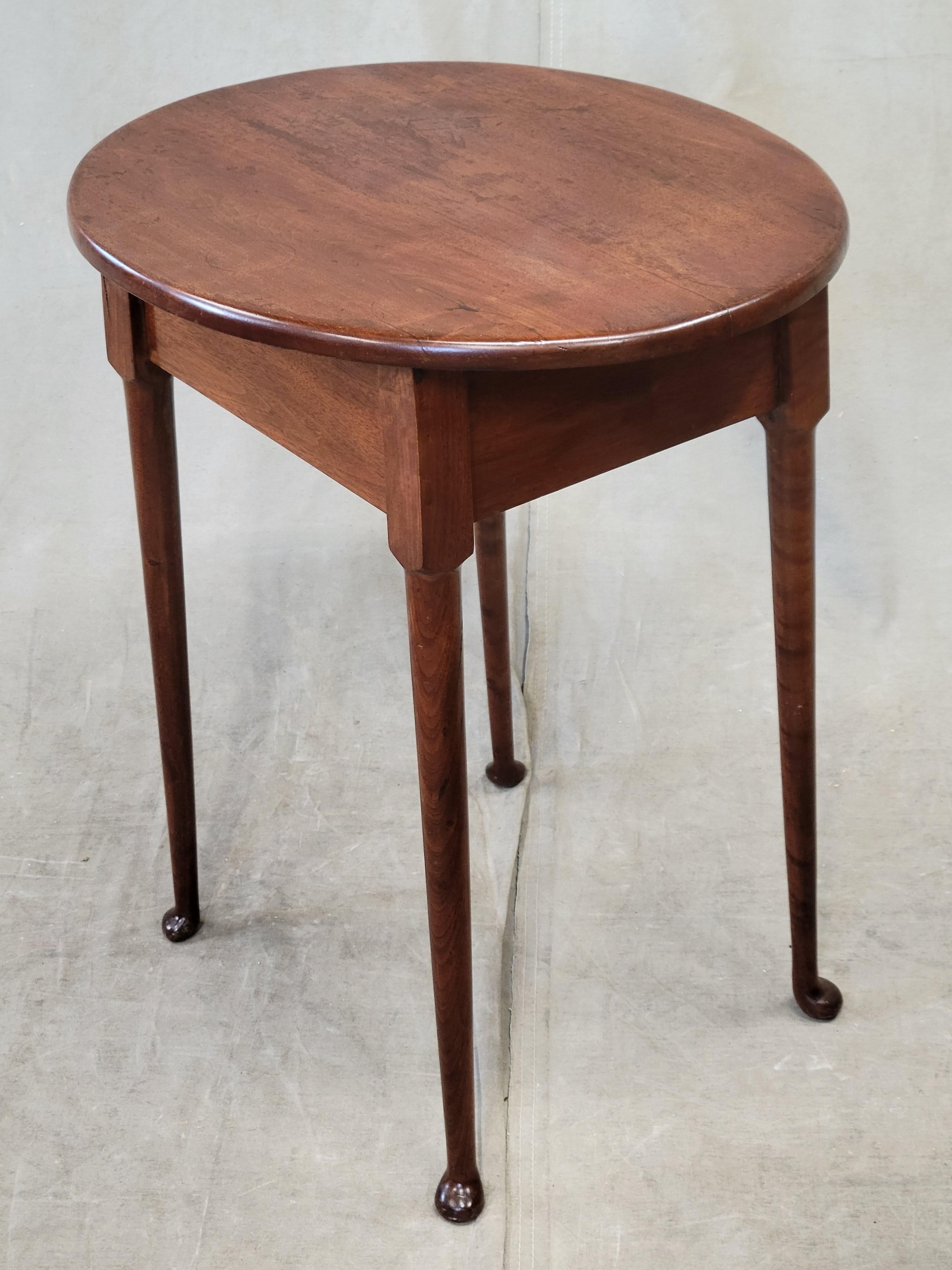 Hand-Crafted Vintage French Oval Pad Foot Side Tables, a Pair
