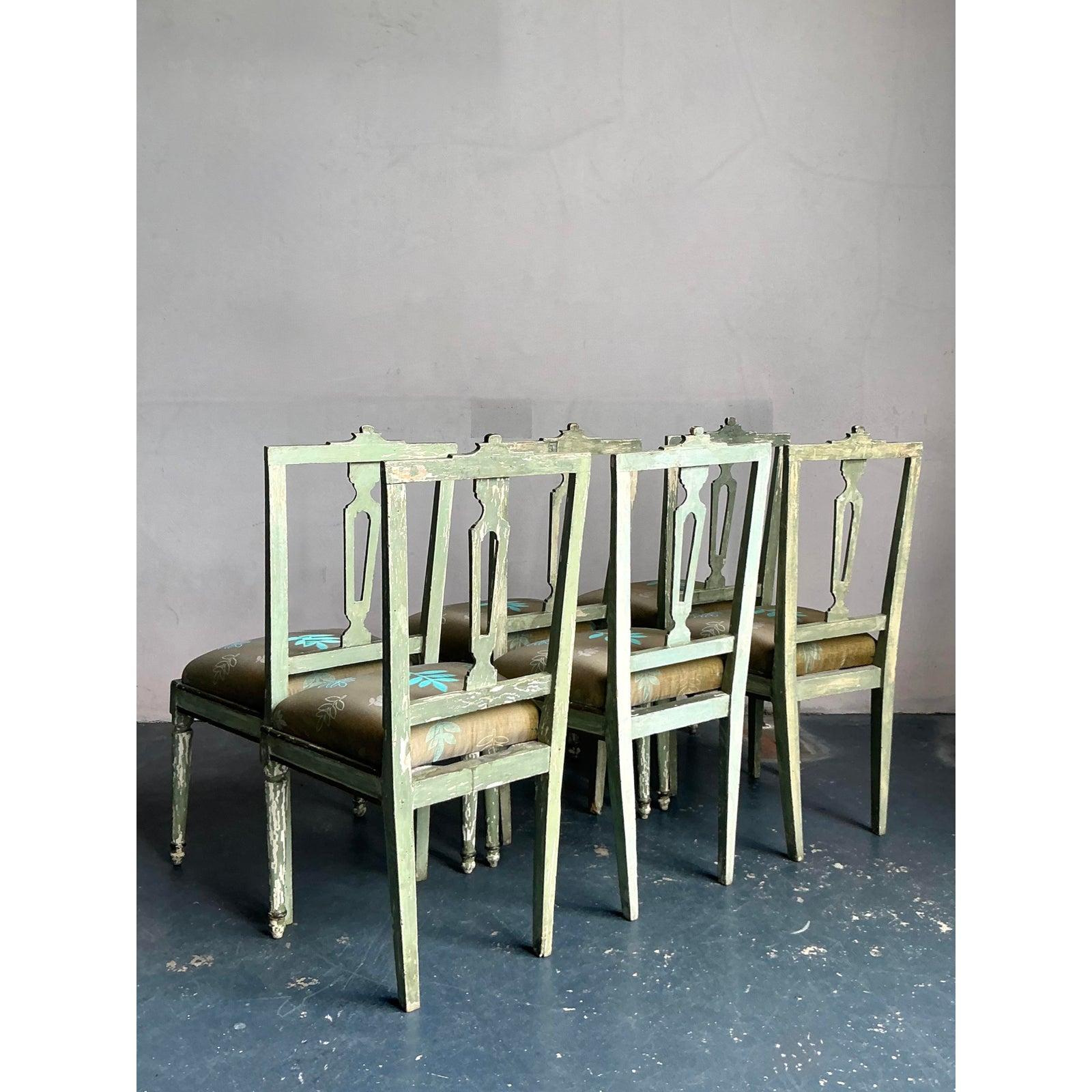 Sedie da pranzo patinate francesi d'epoca - Set di 6 sedie in vendita 5