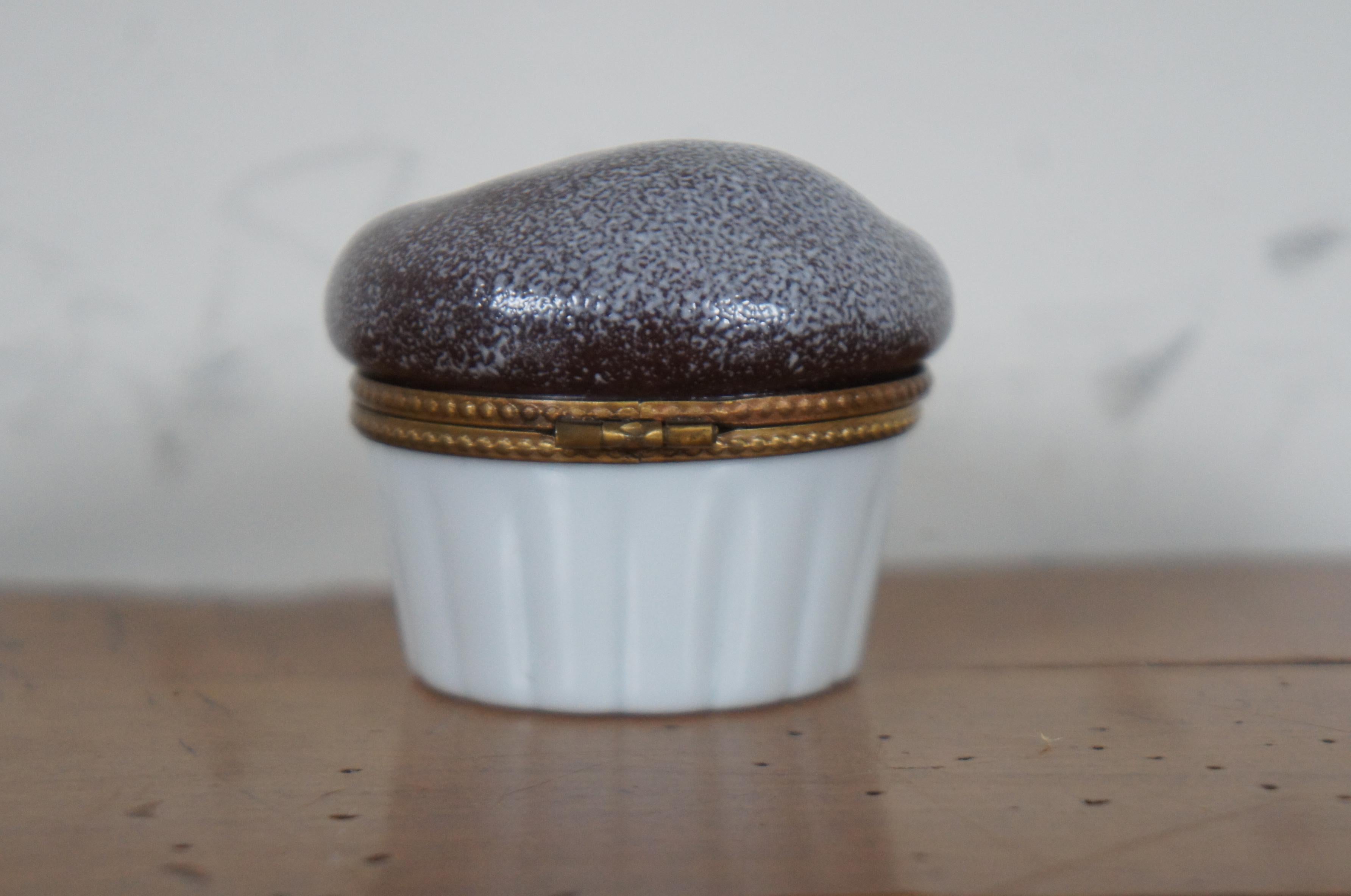 Vintage French Peint Main Eximious Limoges Cupcake Trinket Keepsake Box 2