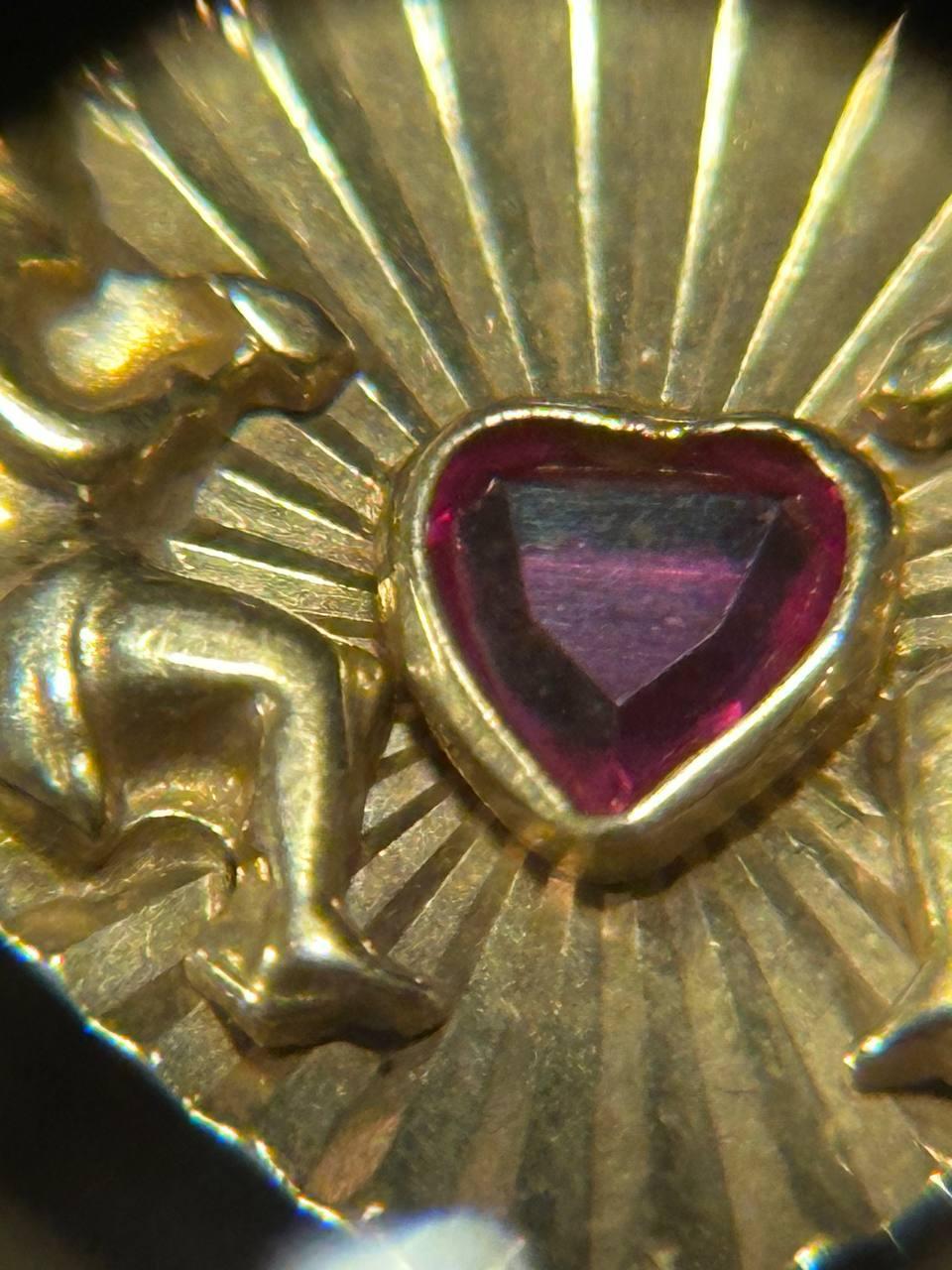 Vintage French Pendant Angels Ruby Heart Il Bat Pour Toi 18k Yellow Gold 4