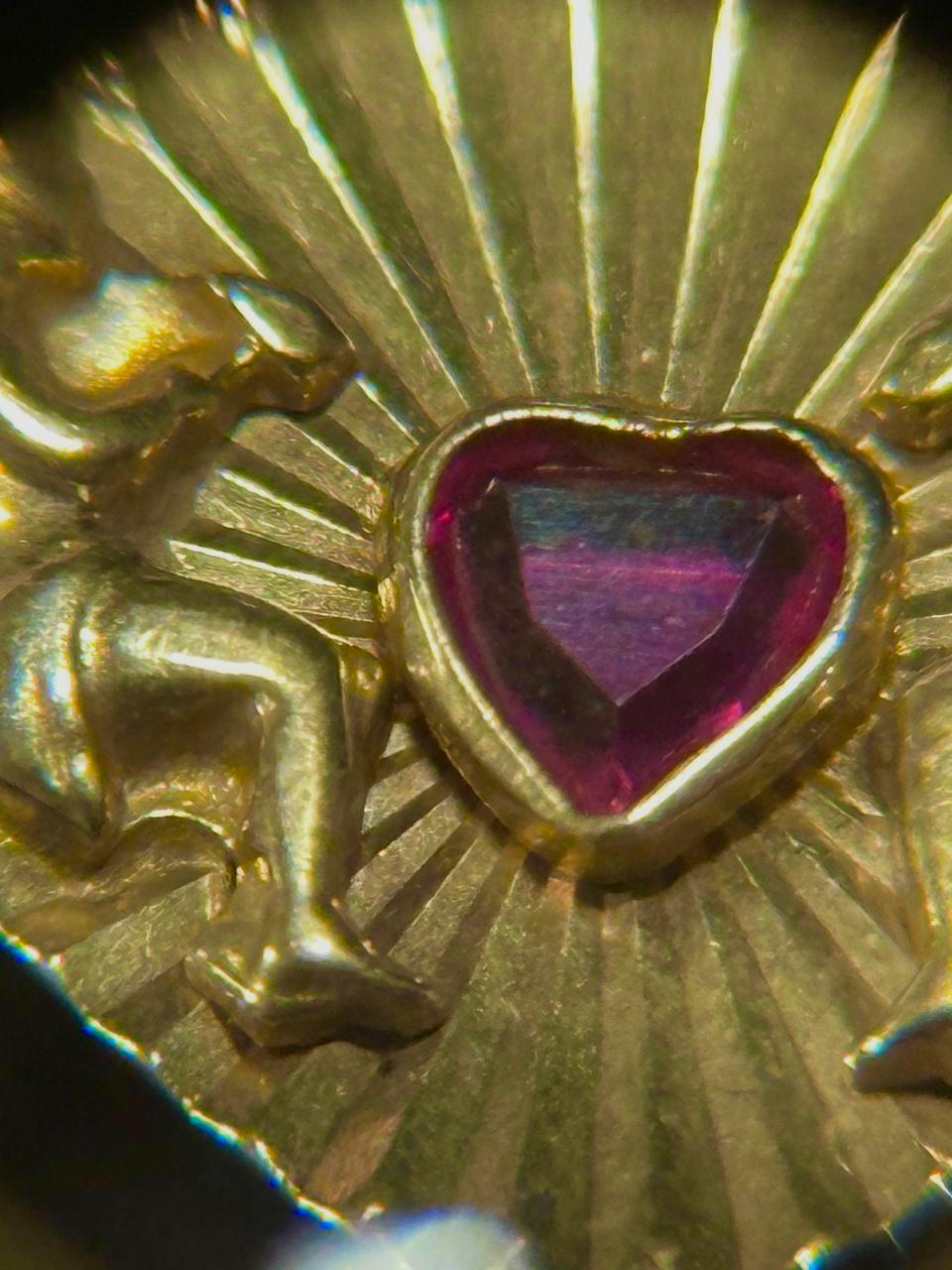Vintage French Pendant Angels Ruby Heart Il Bat Pour Toi 18k Yellow Gold 2