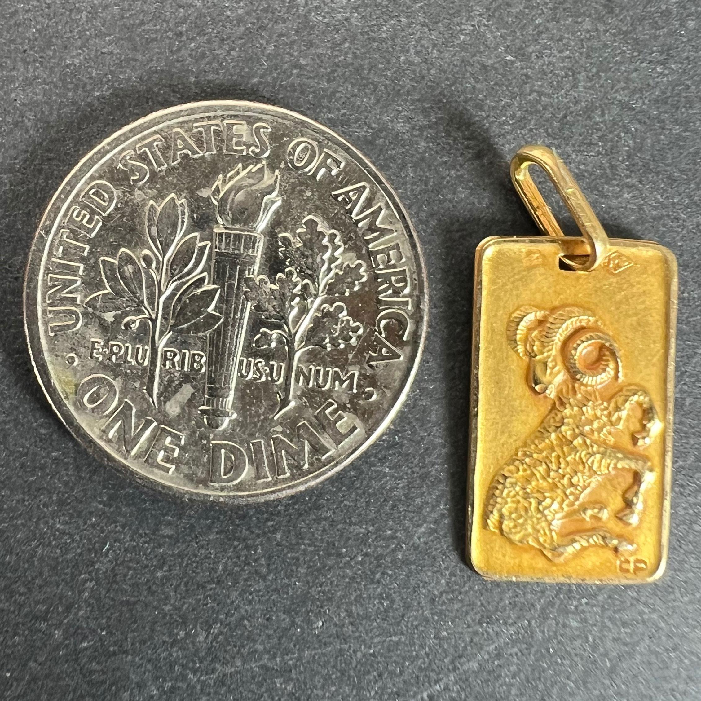 Ciondolo Medaglia d'epoca francese Perroud Ares Zodiac in oro giallo 18 carati in vendita 6
