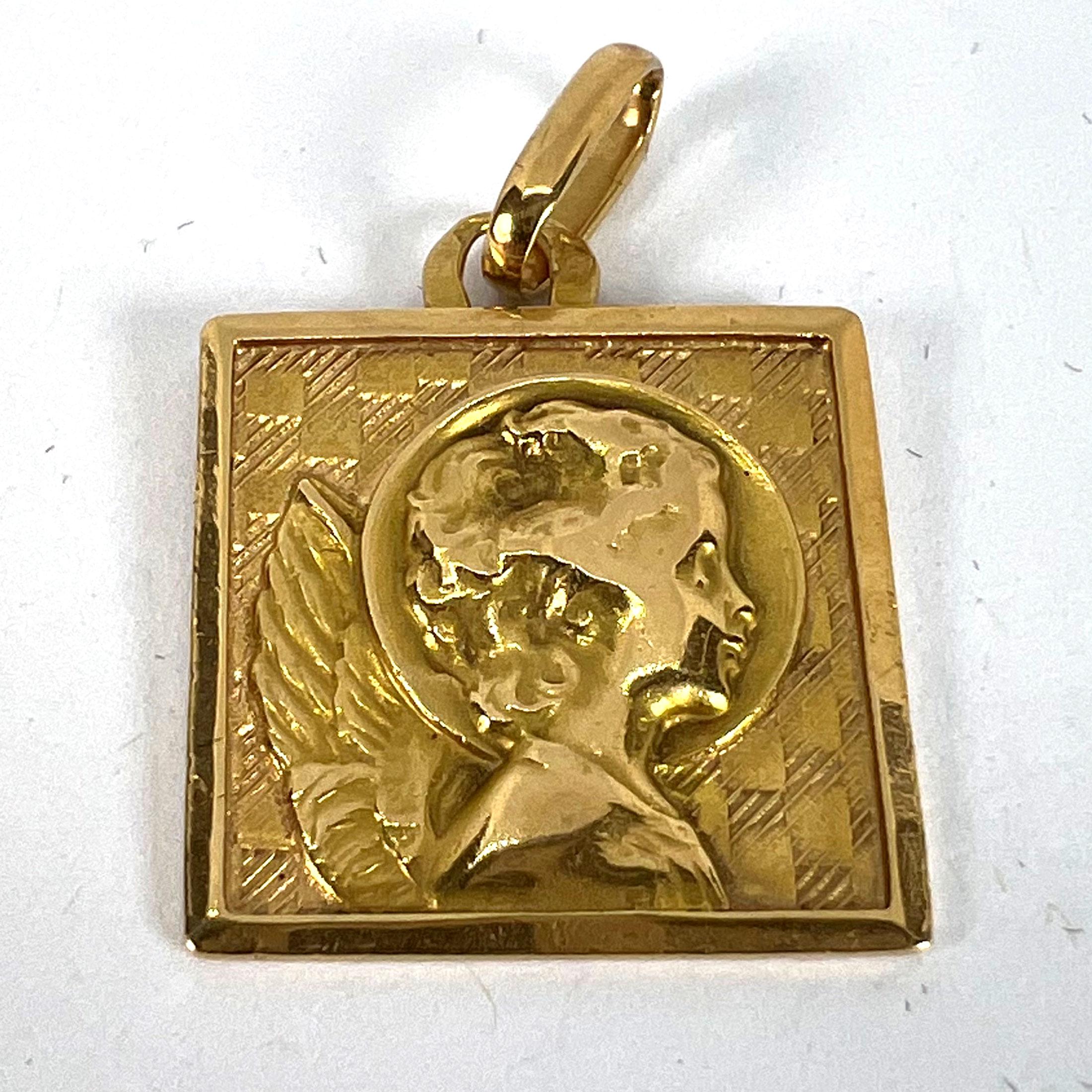 Vintage French Raphael Cherubino in oro giallo 18K Ciondolo Medaglia Quadrata in vendita 8