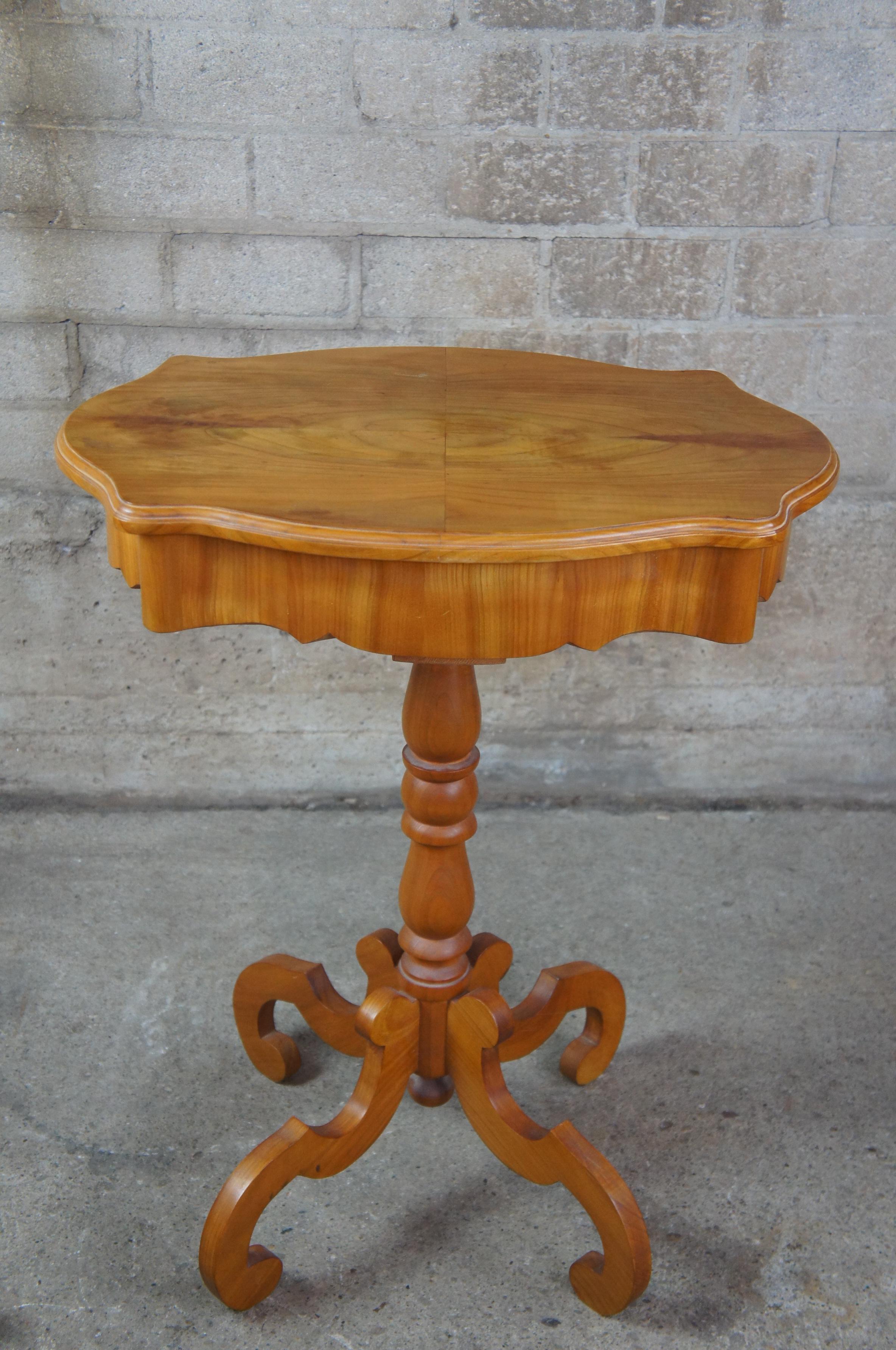 Vintage French Pine Turtle Top Parlor Table Scalloped Side End Accent Nightstand 3