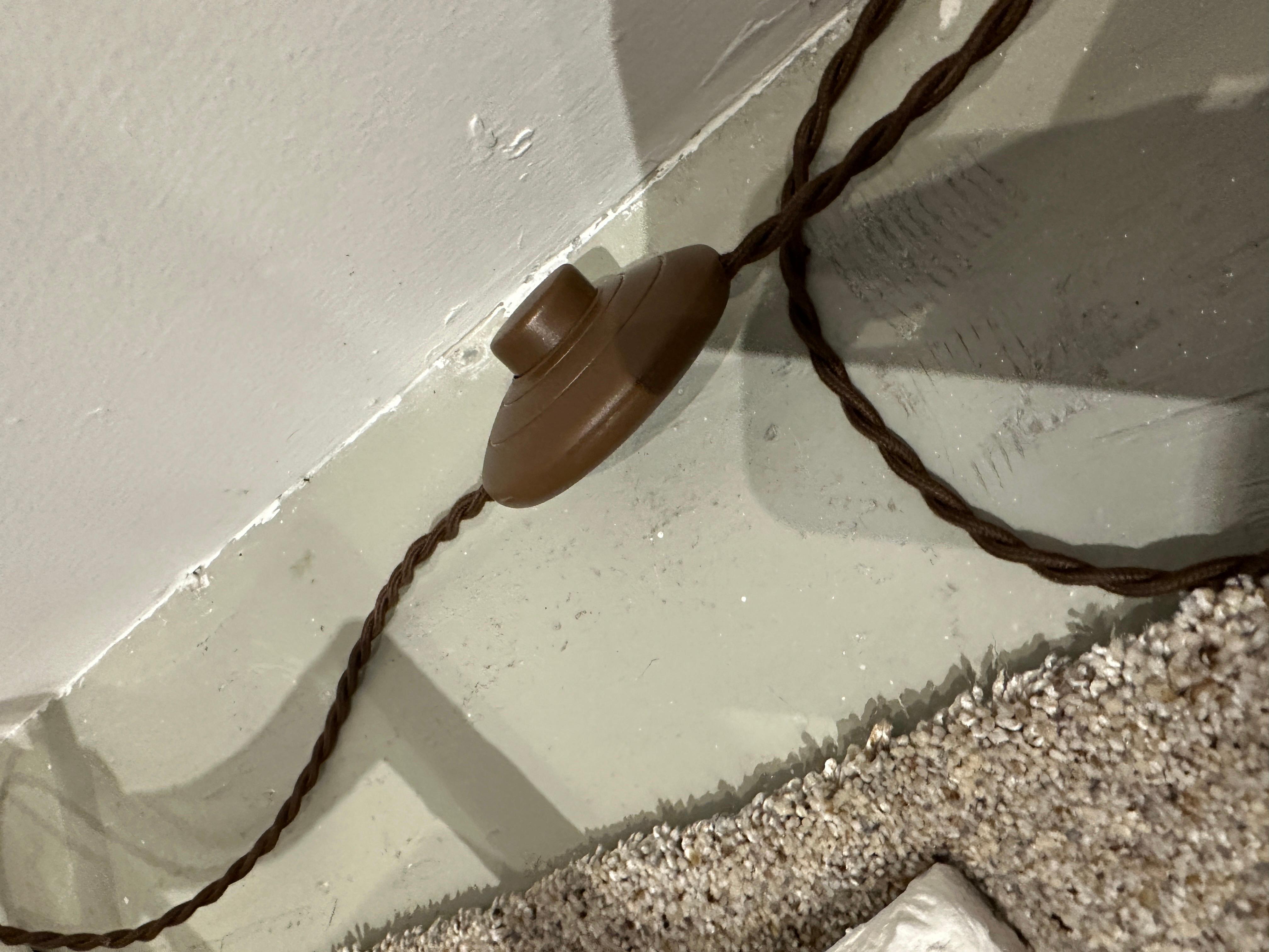Lampadaire en plâtre vintage français/ Torchère à la manière de Giacometti en vente 5