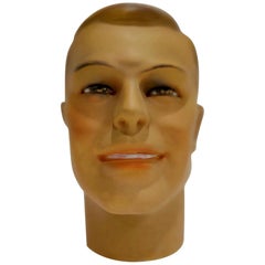 Vieille tête de mannequin français en plâtre