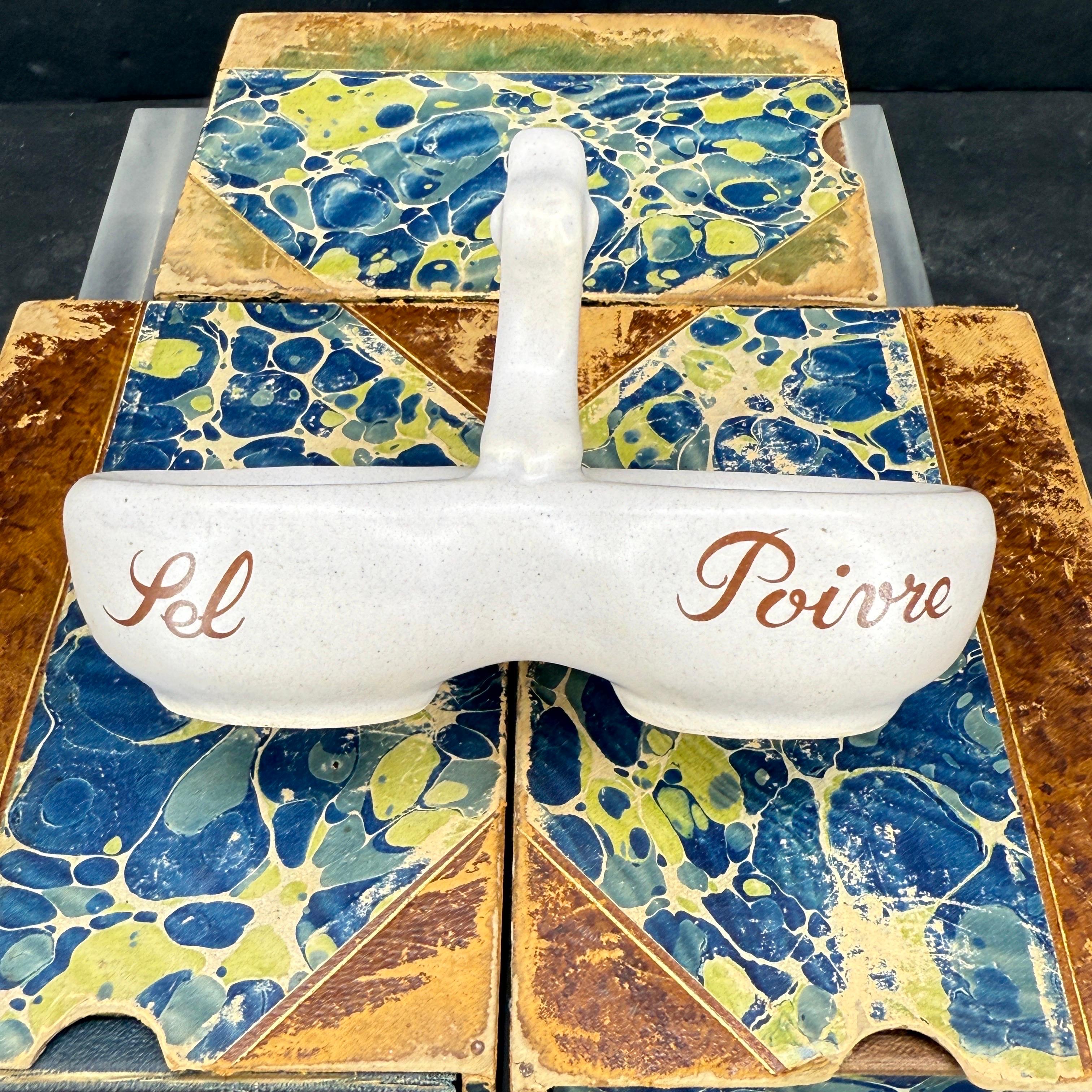 Stile provenzale Porcellana francese d'epoca, doppio sale e pepe Sel Poivre in vendita