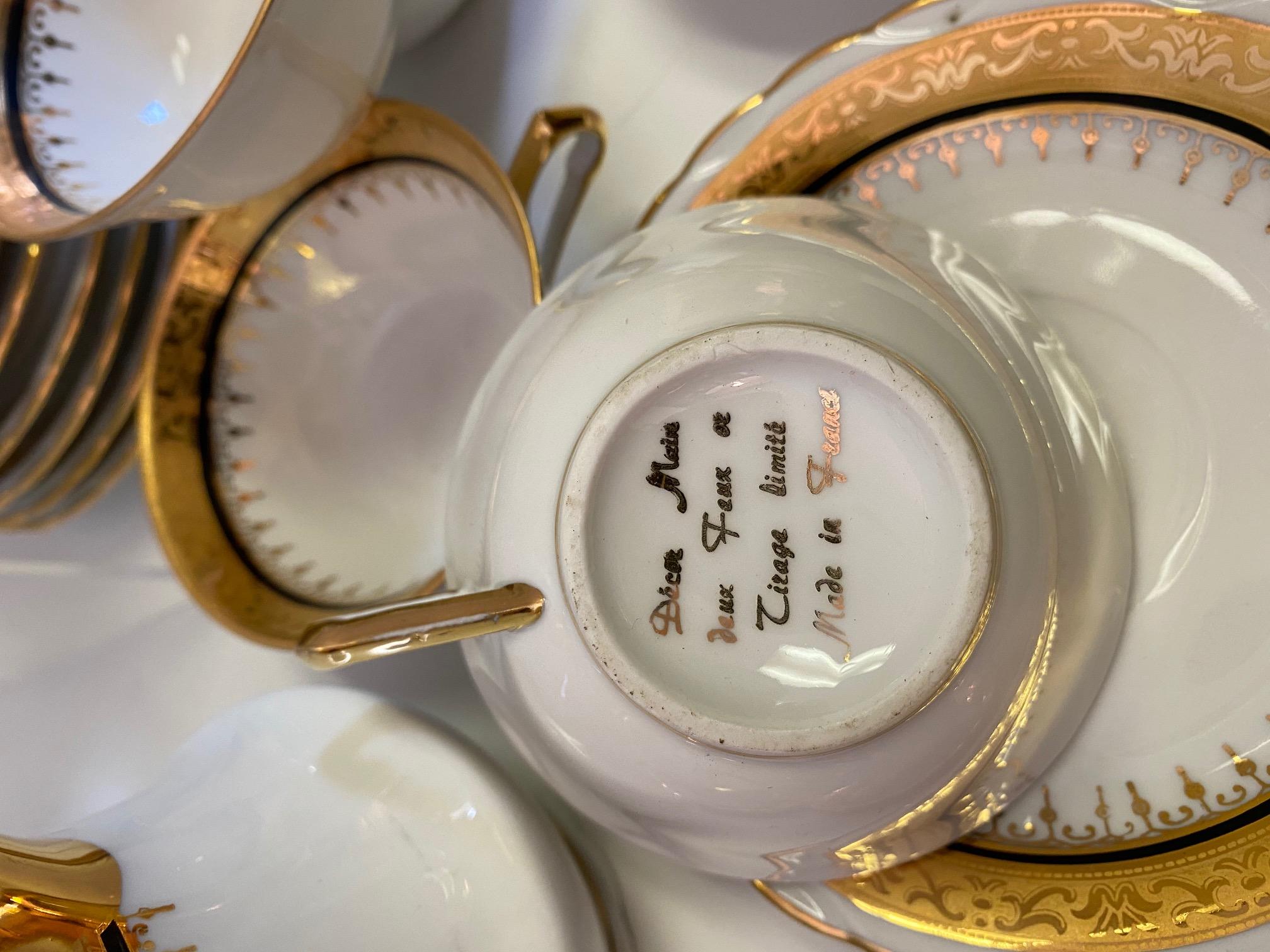 Vintage French Porcelain Tea Set, 28 Pieces For Sale 2