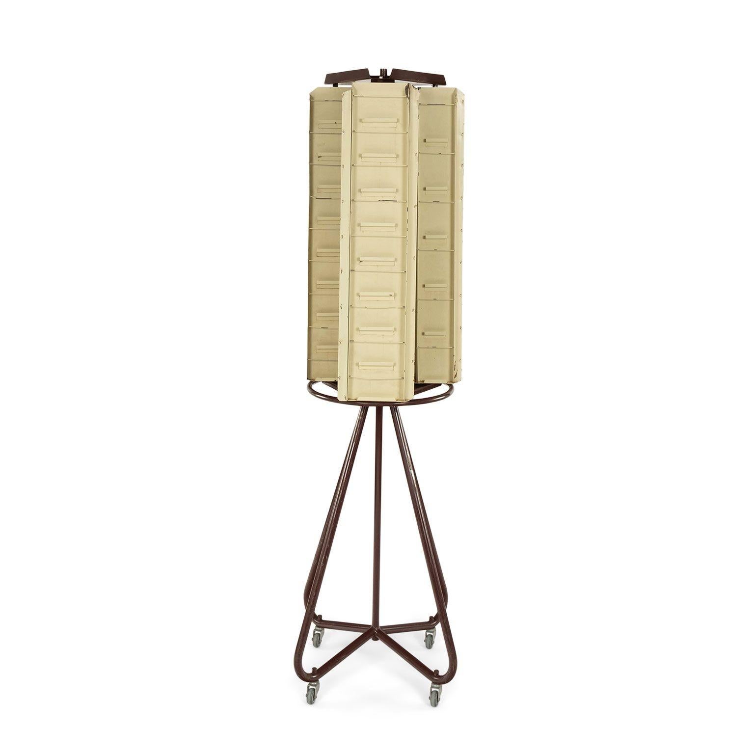 Vintage Französisch Postkarte Display Stand (Gegossen)