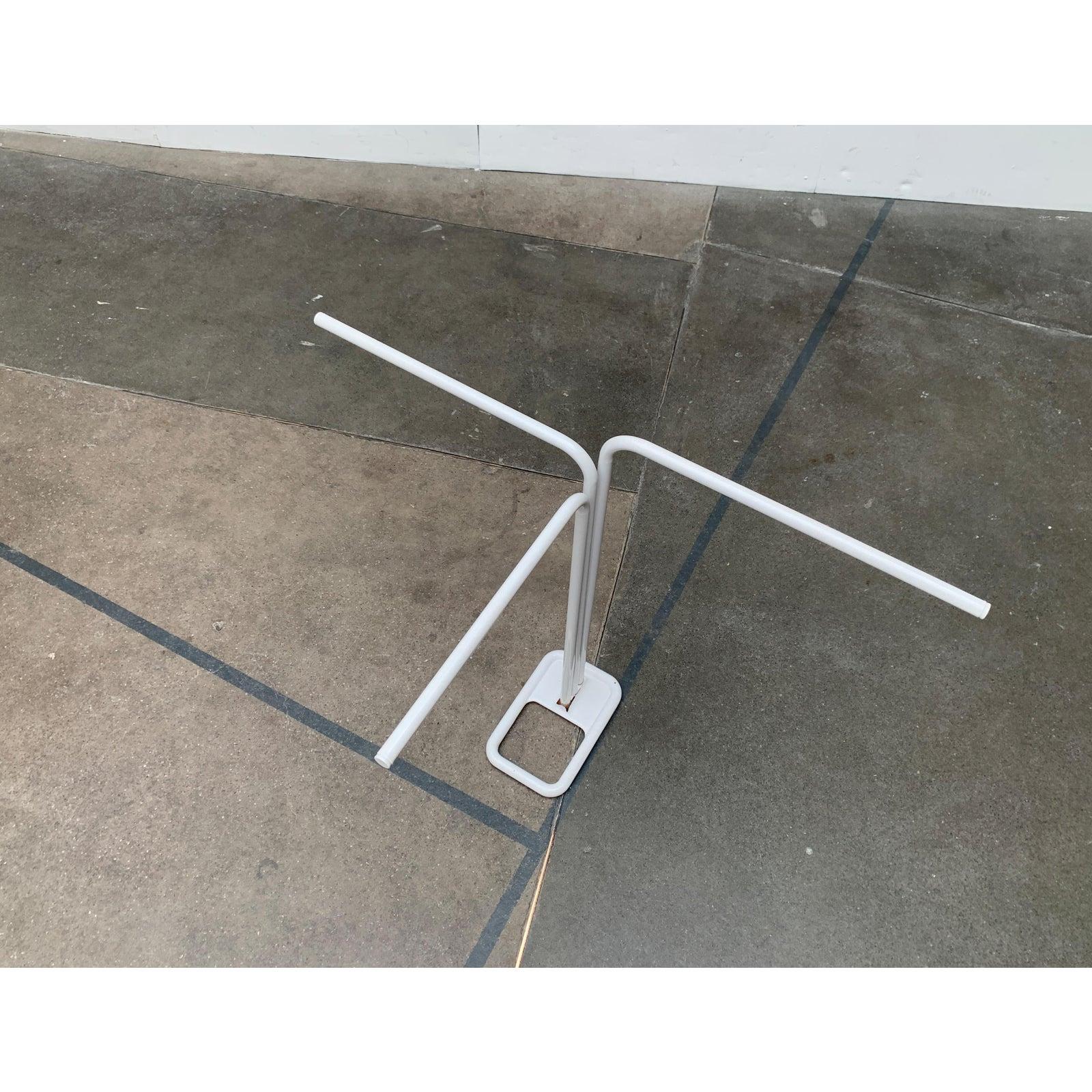 Porte-serviettes de salle de bains postmoderniste français vintage de Decotec en vente 5