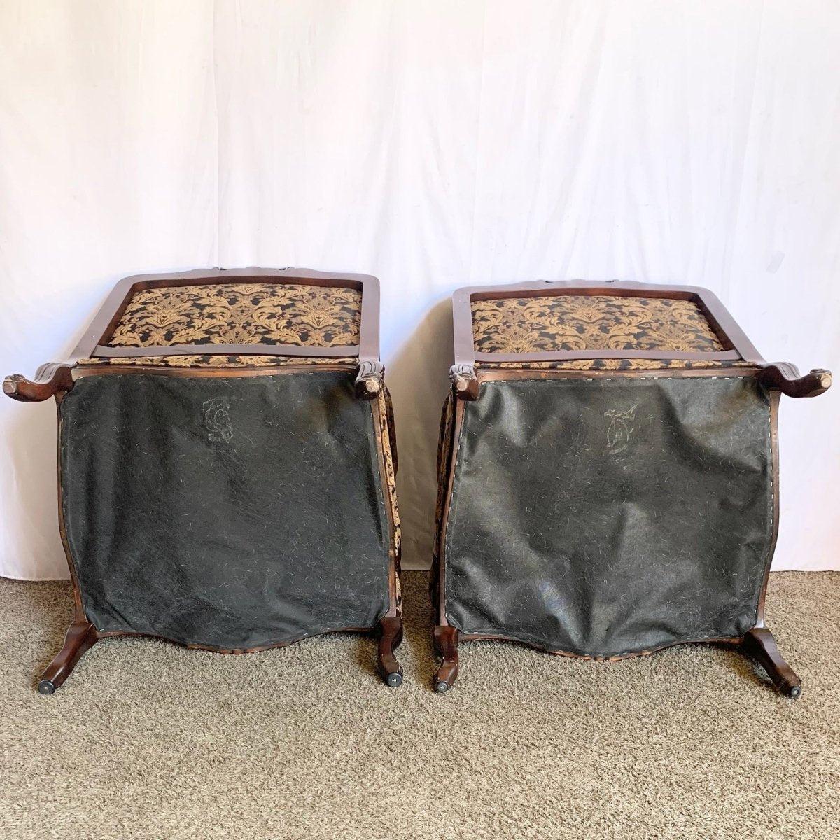 Chaises longues à accoudoirs vintage de style provincial français - une paire en vente 1
