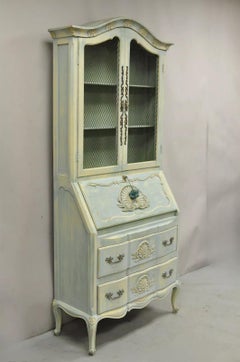 Libreria alta vintage della provincia francese dipinta di blu, scrivania di Danby