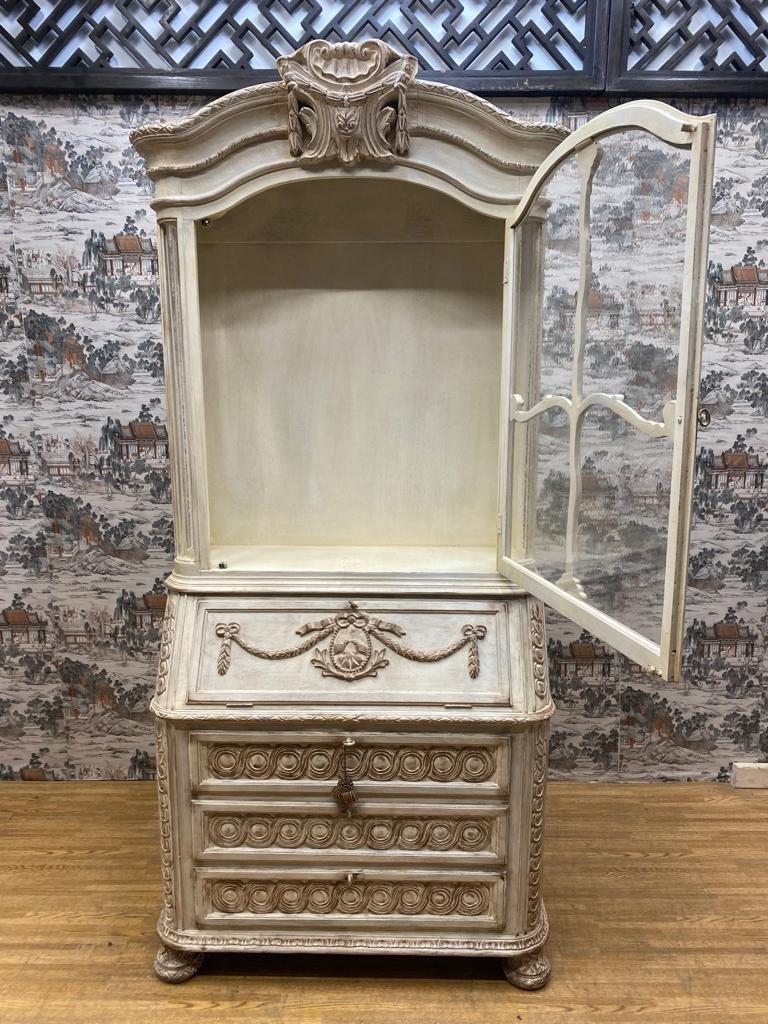 Verre Vintage French Provincial Hand Carved White Secretary Desk and Display Cabinet  en vente