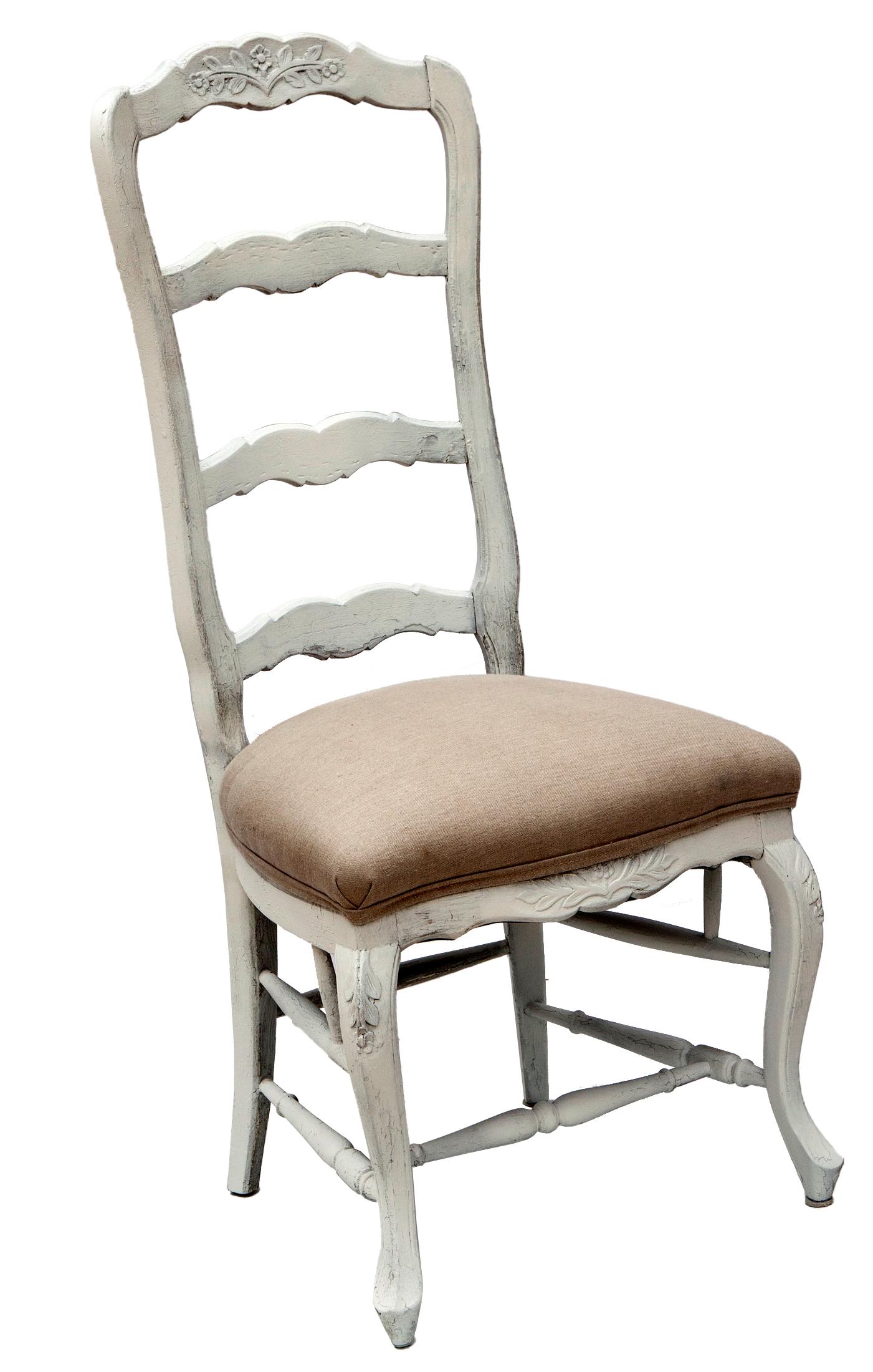 Sedie con schienale a scaletta della provincia francese vintage con seduta in lino; una coppia in vendita 4