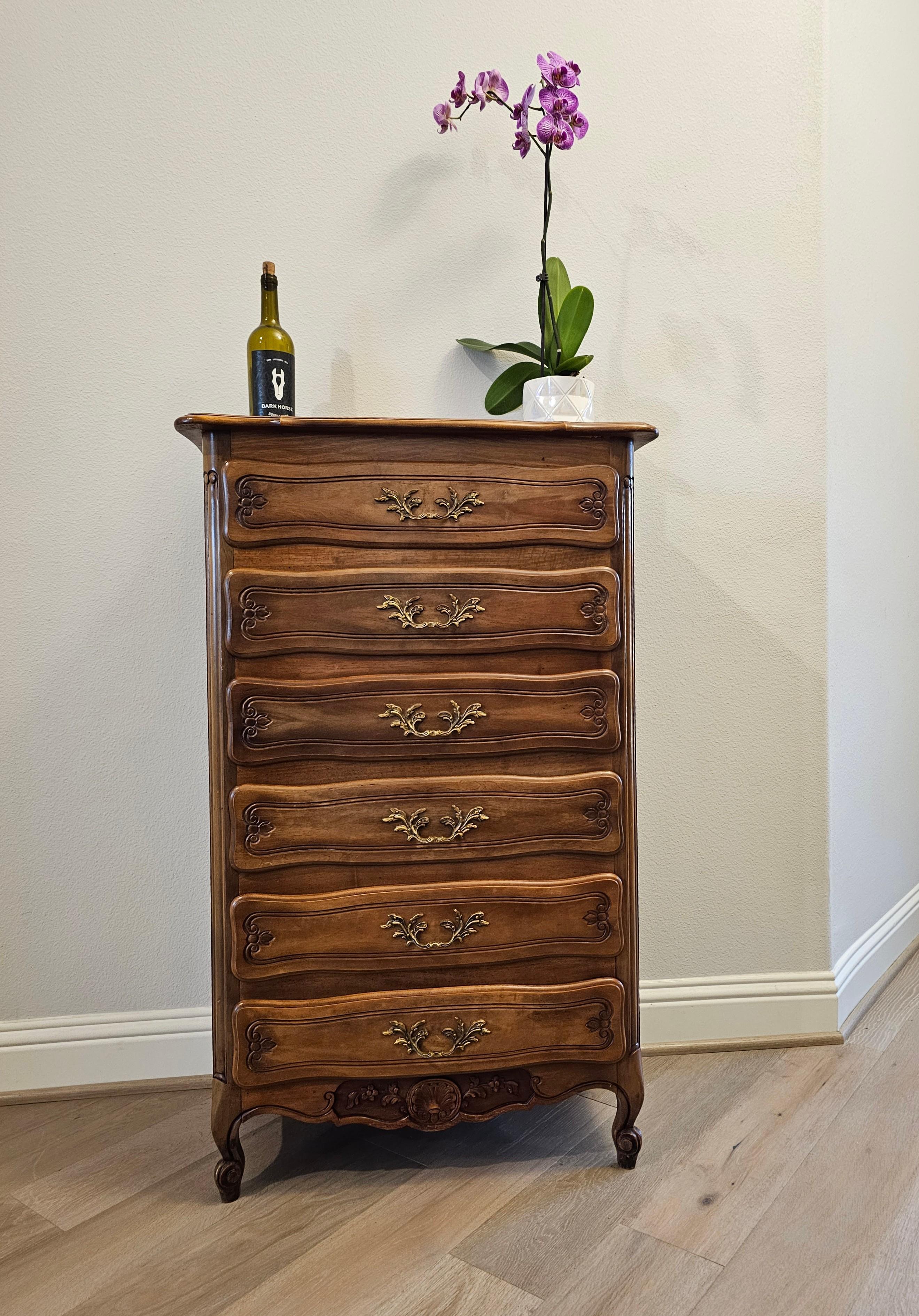 Vintage French Provincial Louis XV Style Chest of Drawers For Sale 10