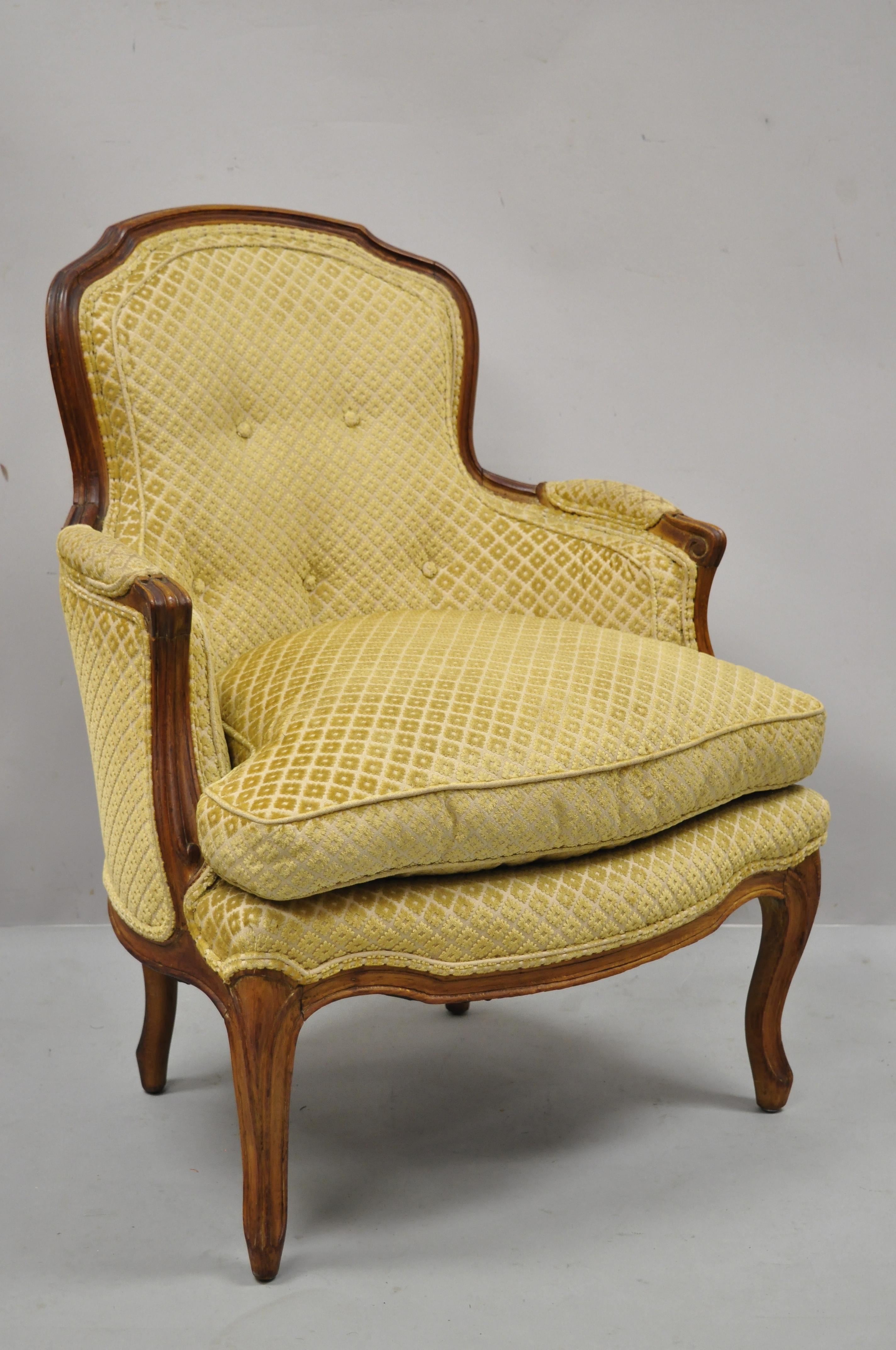 Vintage French Provincial Louis XV Style Small Bergere Walnut Lounge Arm Chair 8