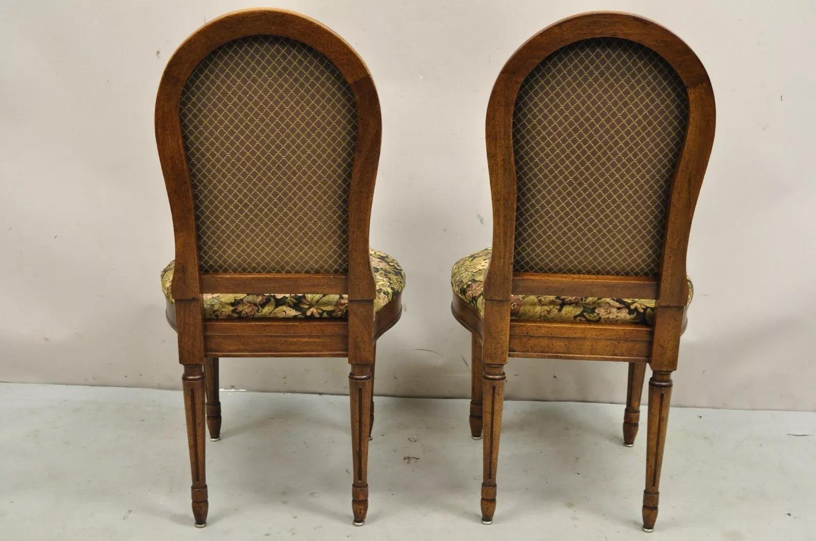 Sedie laterali imbottite in legno di noce stile Luigi XVI, vintage, coppia in vendita 2