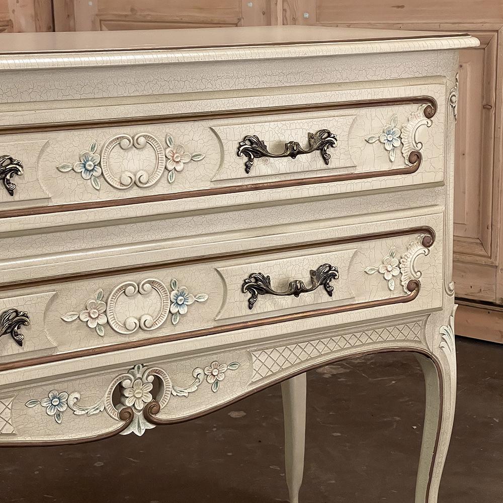 Vintage French Provincial Painted Commode For Sale 4