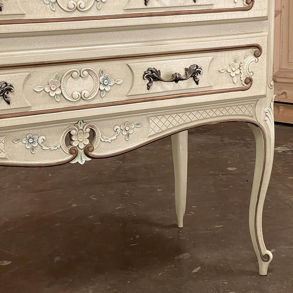 Vintage French Provincial Painted Commode For Sale 6