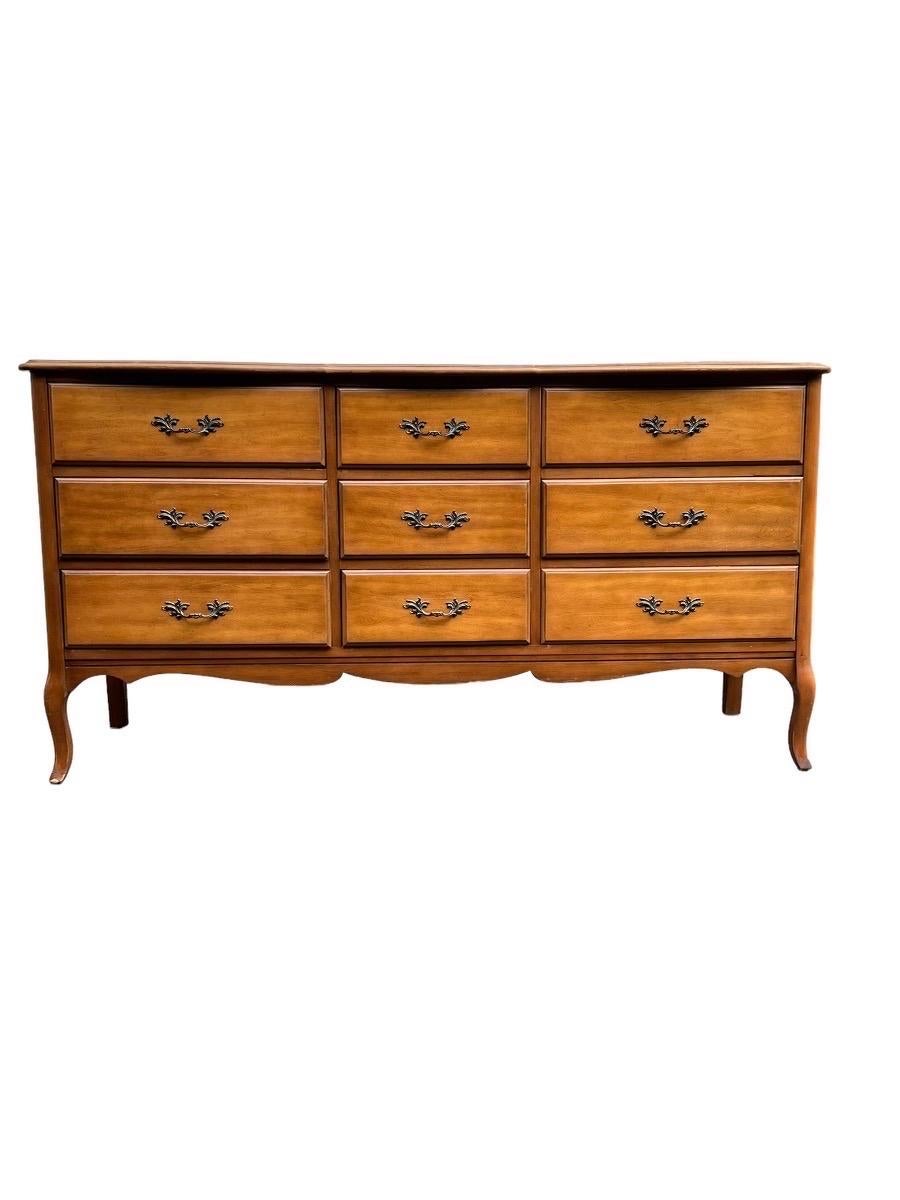 Vintage French Provincial Style 9 Drawer Dresser Cabinet Dovetail Drawers 

Dimensions. 60 W ; 19 1/2 D ; 31 1/2 H