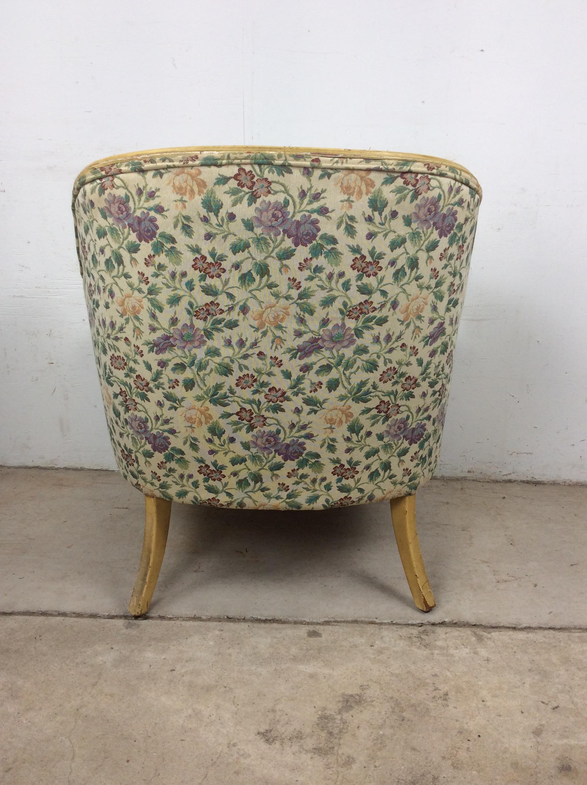 Vintage French Provincial Style Clubsessel mit getufteter Rückenlehne im Angebot 7