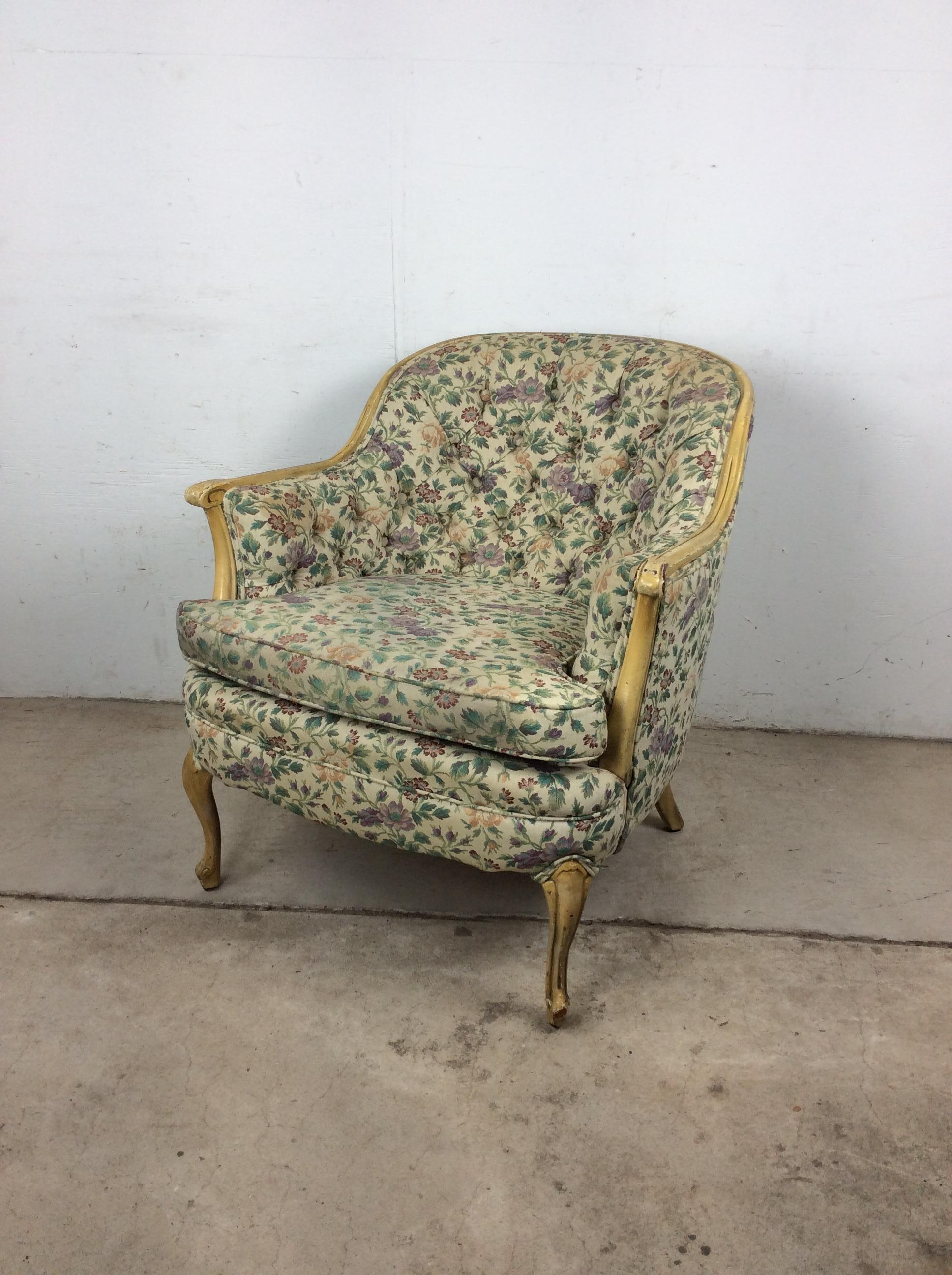 Vintage French Provincial Style Clubsessel mit getufteter Rückenlehne im Angebot 12