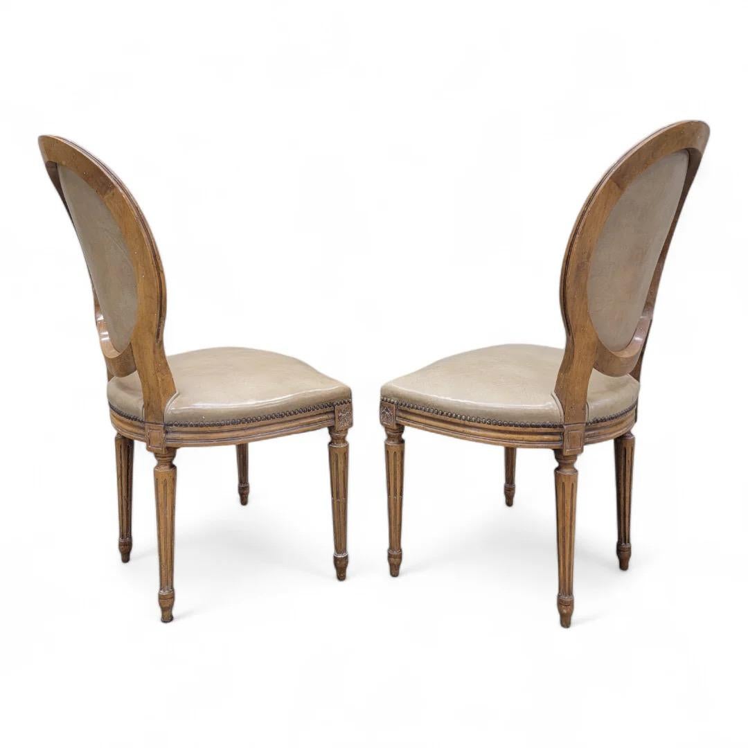 Vintage French Provincial Style Medallion Chairs By Baker In Leather, set of 4 For Sale 6
