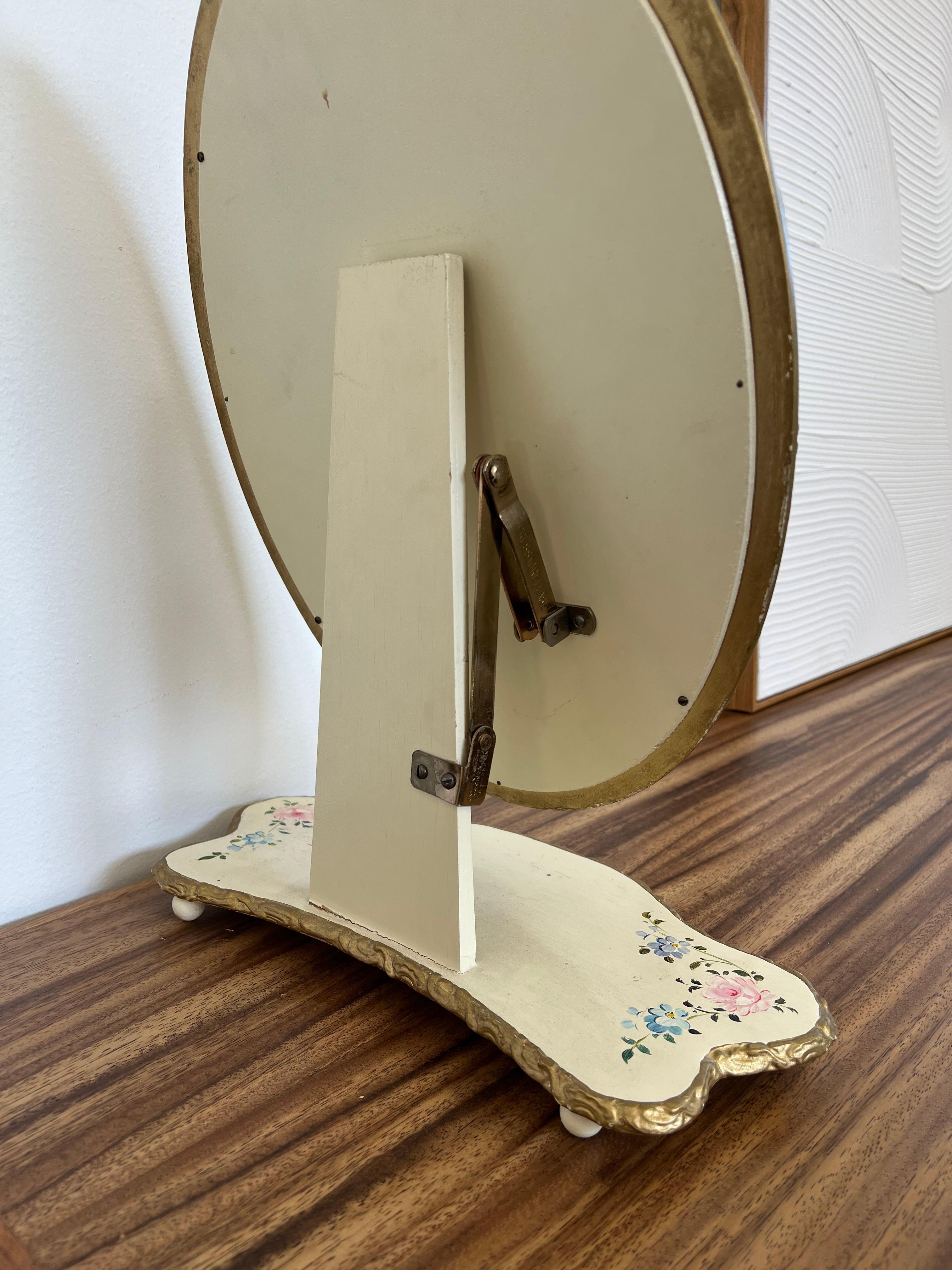 Verre Vanity provinciale française vintage, miroir inclinable peint à la main et plateau de table ovale à fleurs en vente